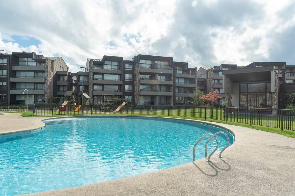 Excelente Departamento en Condominio Costa Pucon