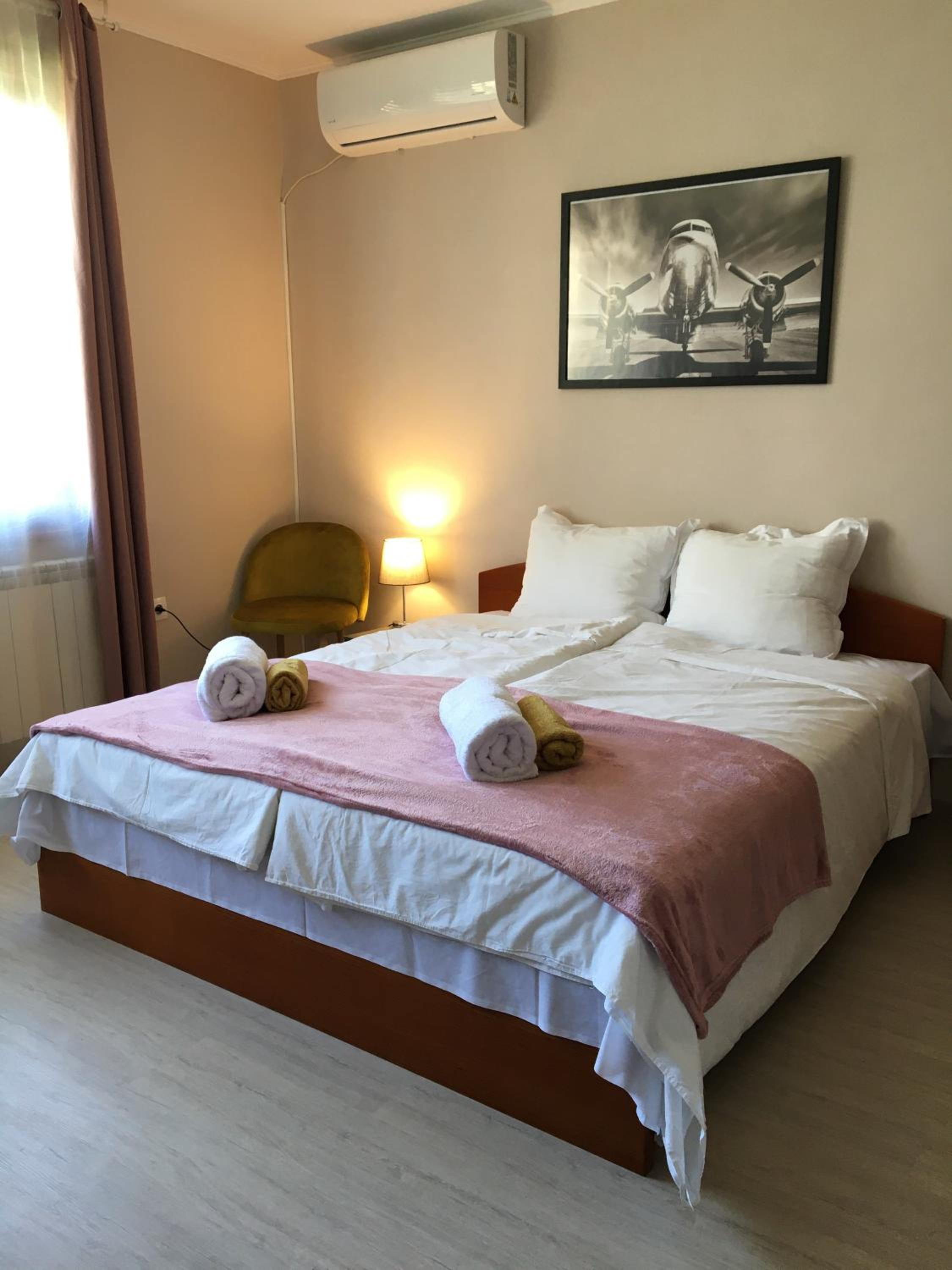 Dimitrovi Guesthouse - Peaceful Stay near Beach with Garden, Sarafovo