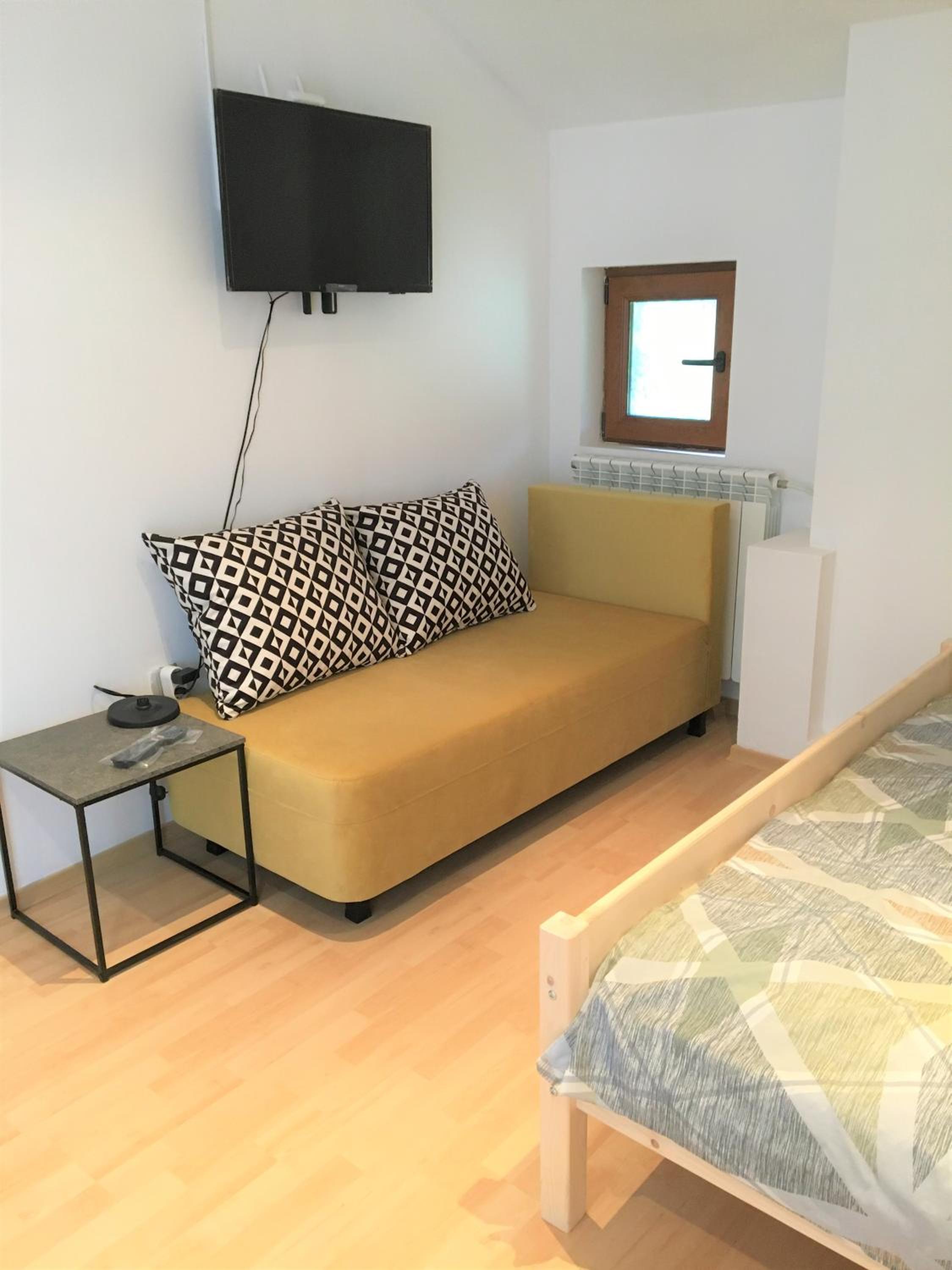 Dimitrovi Guesthouse - Peaceful Stay near Beach with Garden, Sarafovo
