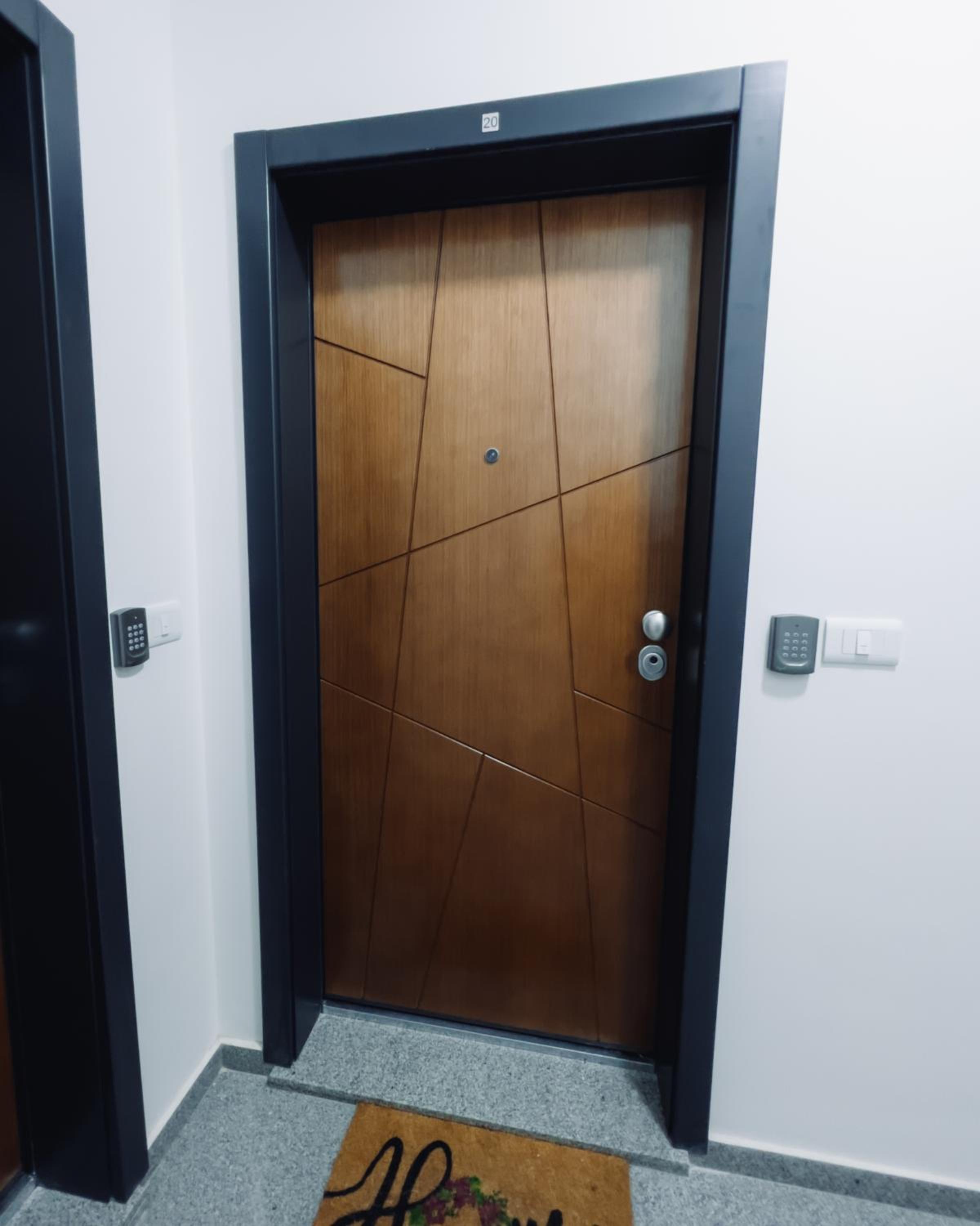 Serenity Downtown Apartments Ohrid view 5