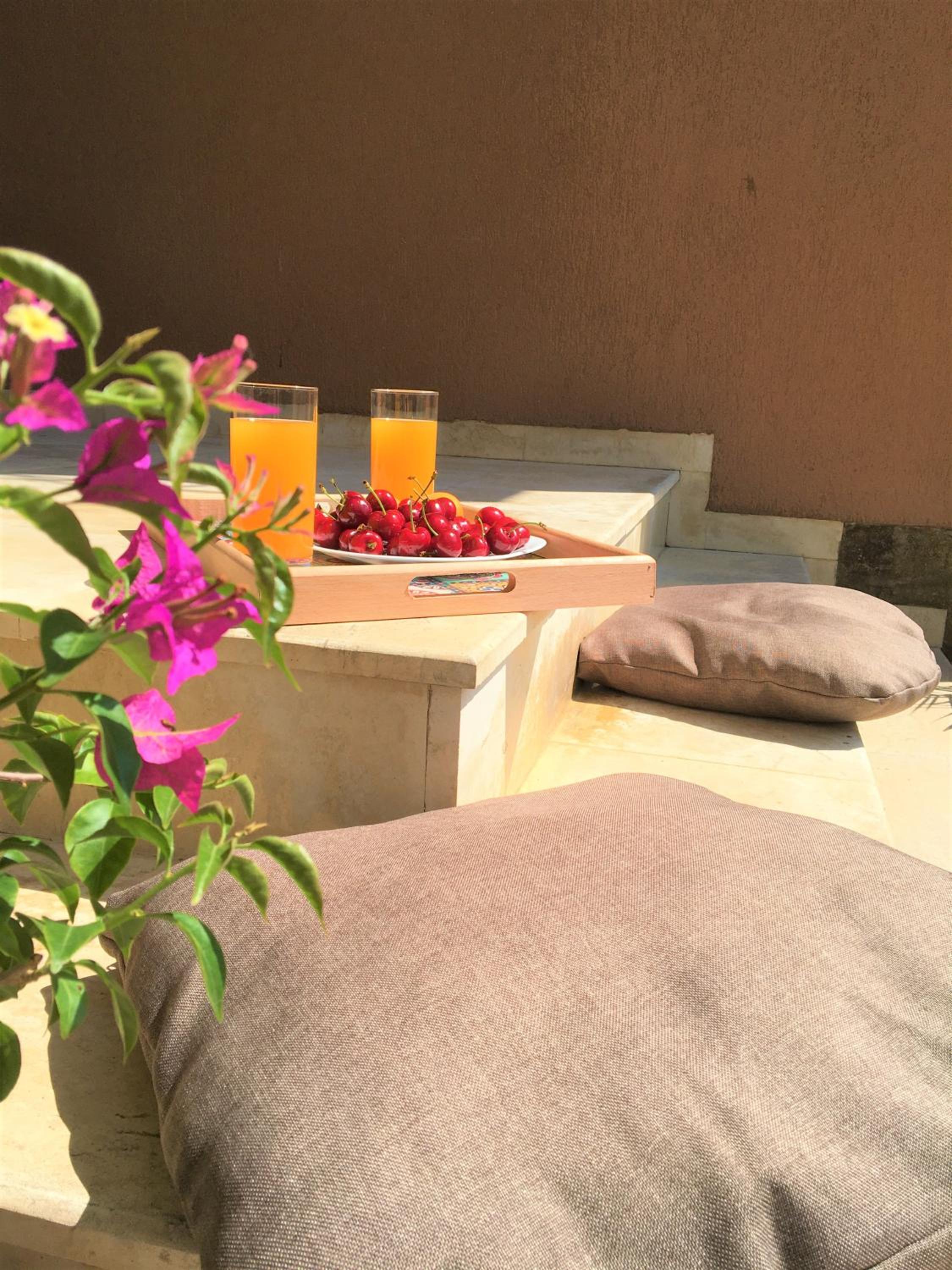 Dimitrovi Guesthouse - Peaceful Stay near Beach with Garden, Sarafovo
