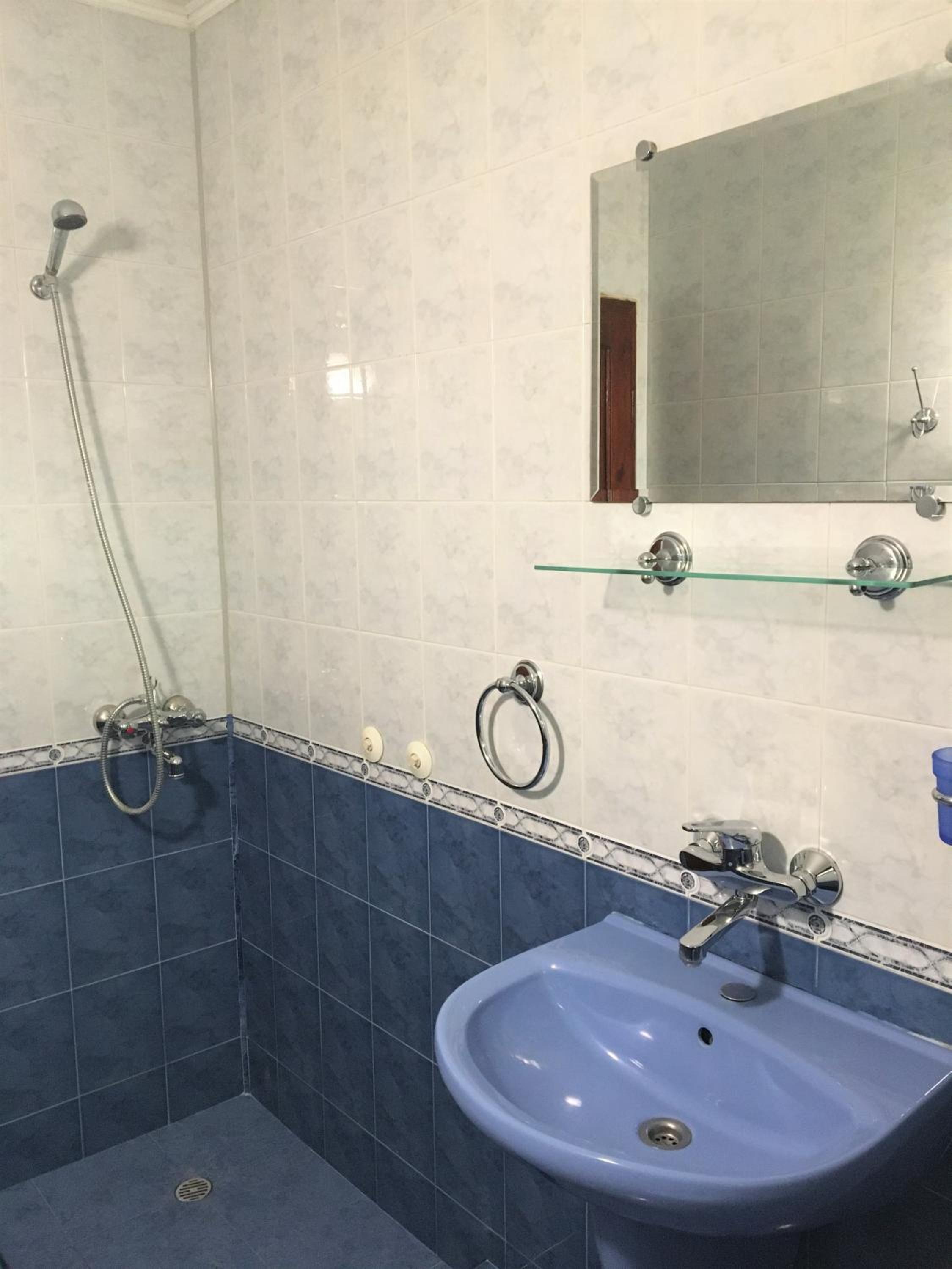 Dimitrovi Guesthouse - Peaceful Stay near Beach with Garden, Sarafovo
