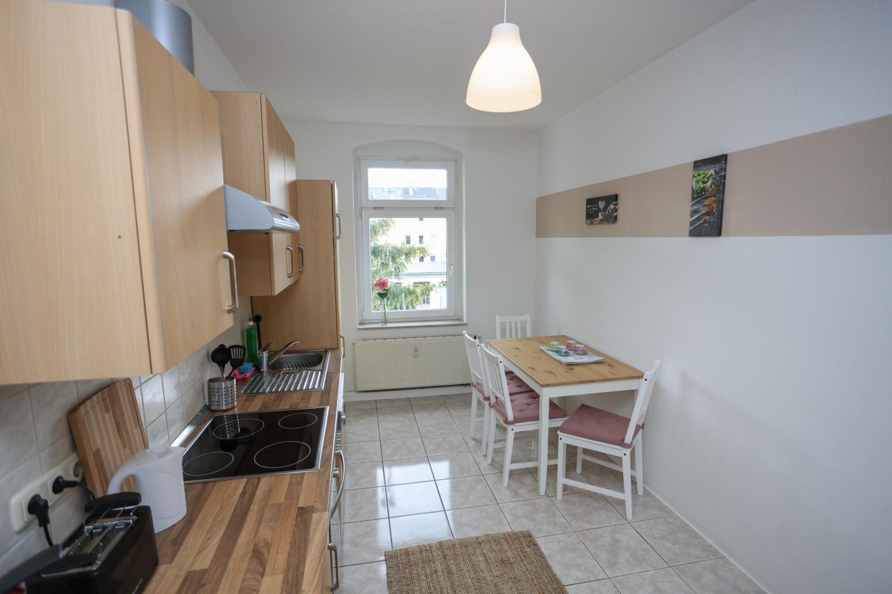 FullHouse - Chemnitz - Z25 Apartments - 3 Beds - SmartTV - Nespresso