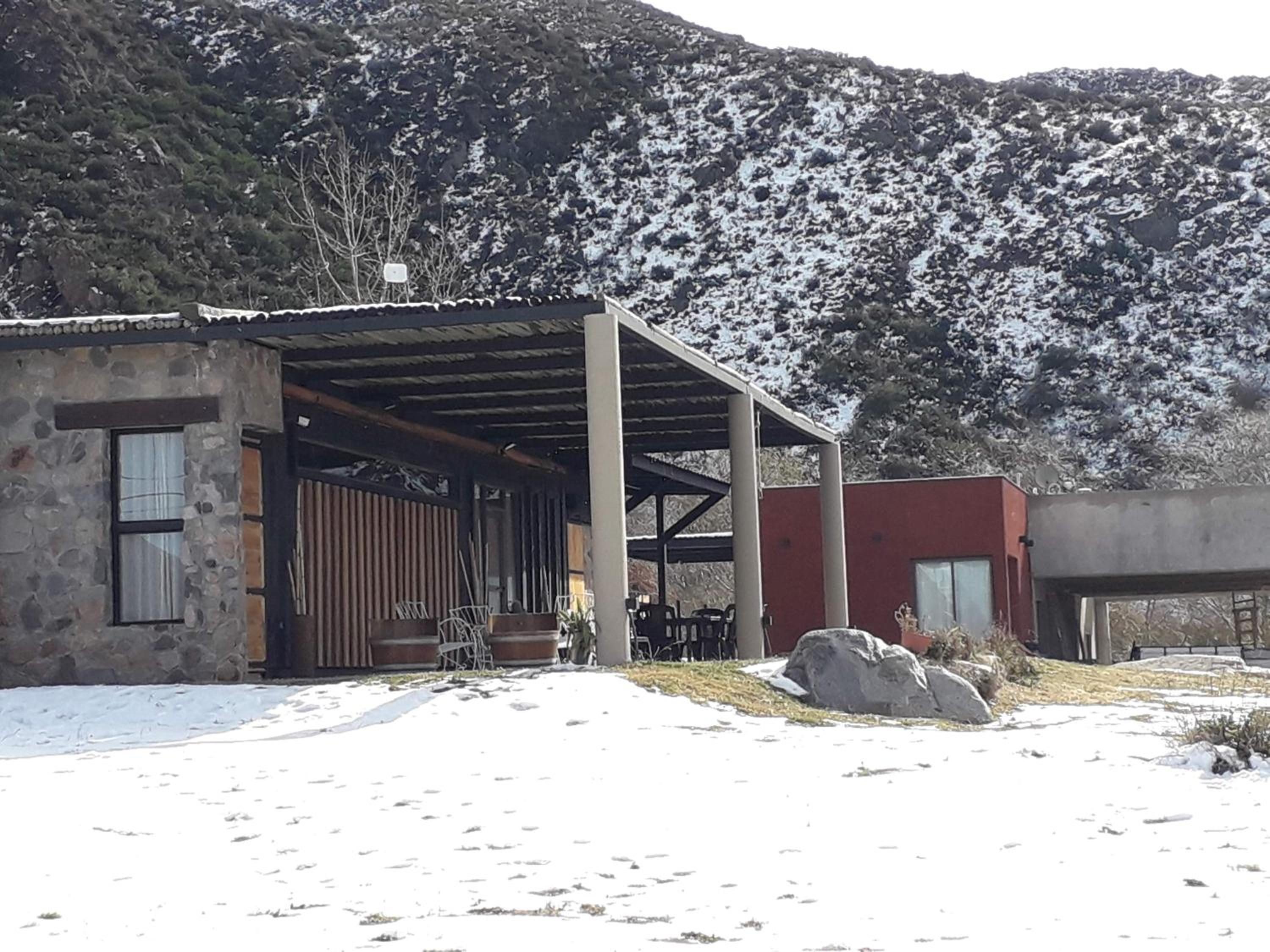 Base Manzano