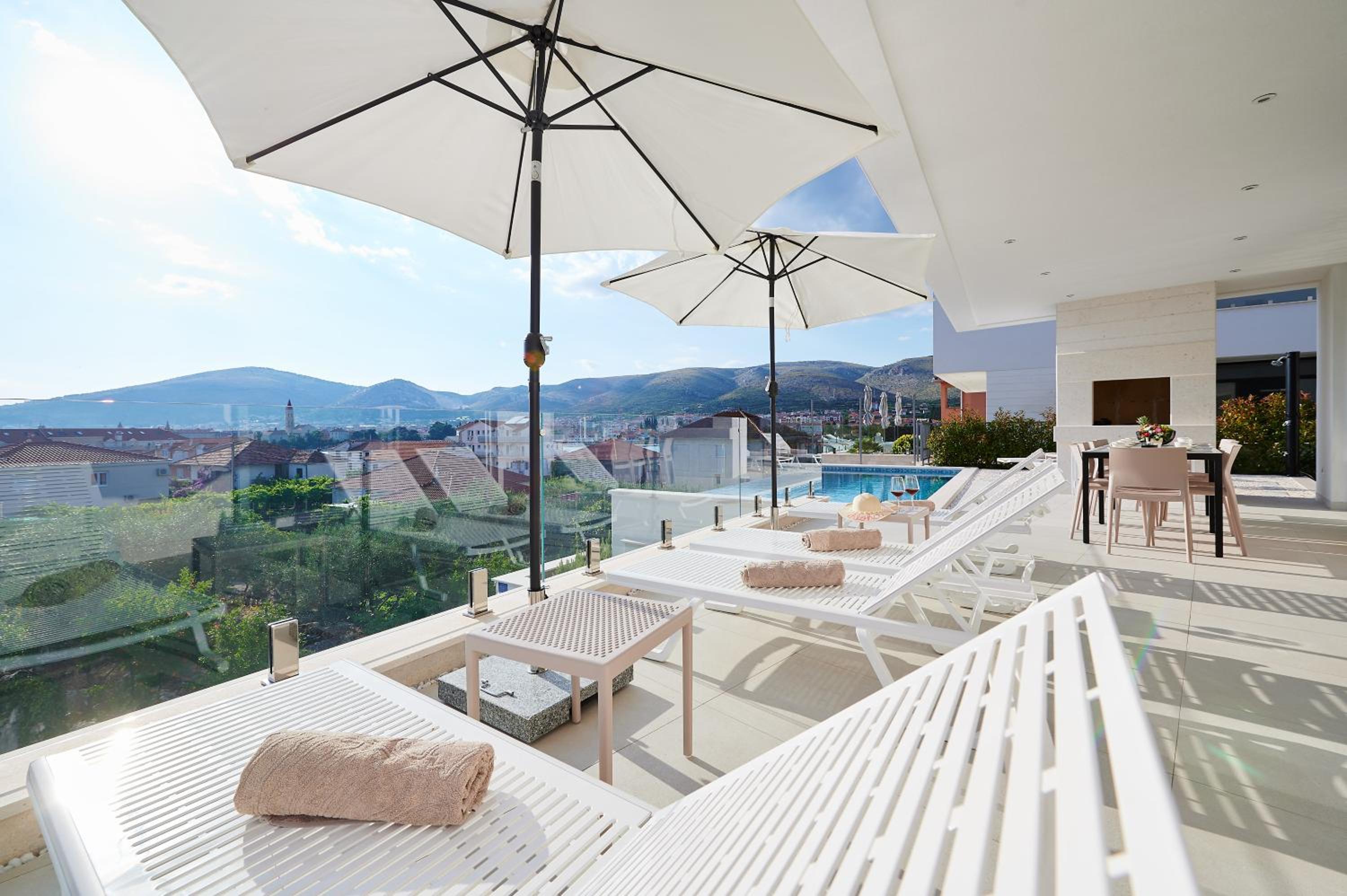Villa Trogir 2 view 3