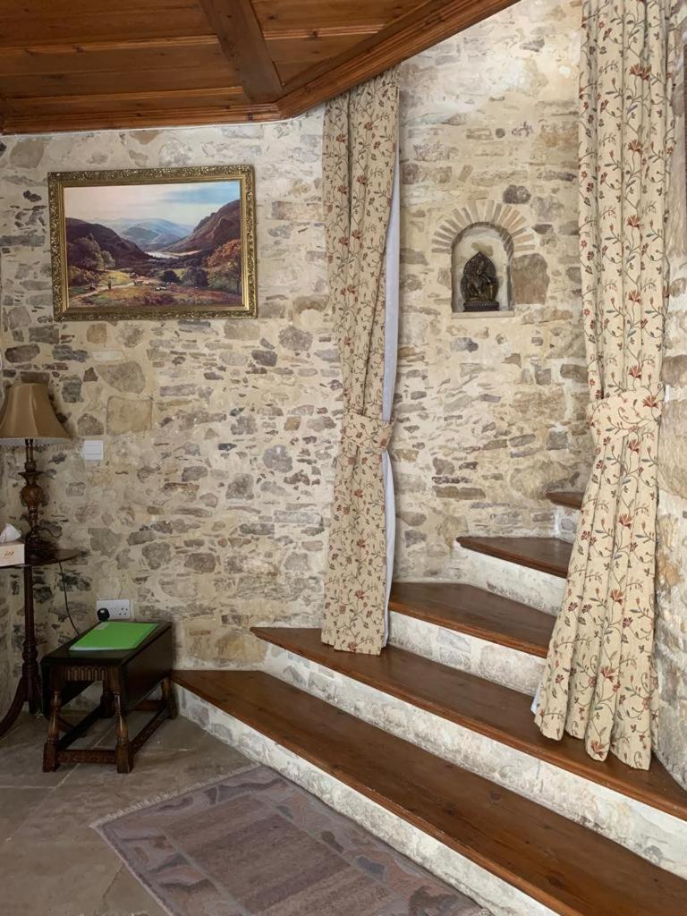 Afames House - Beautiful Traditional House