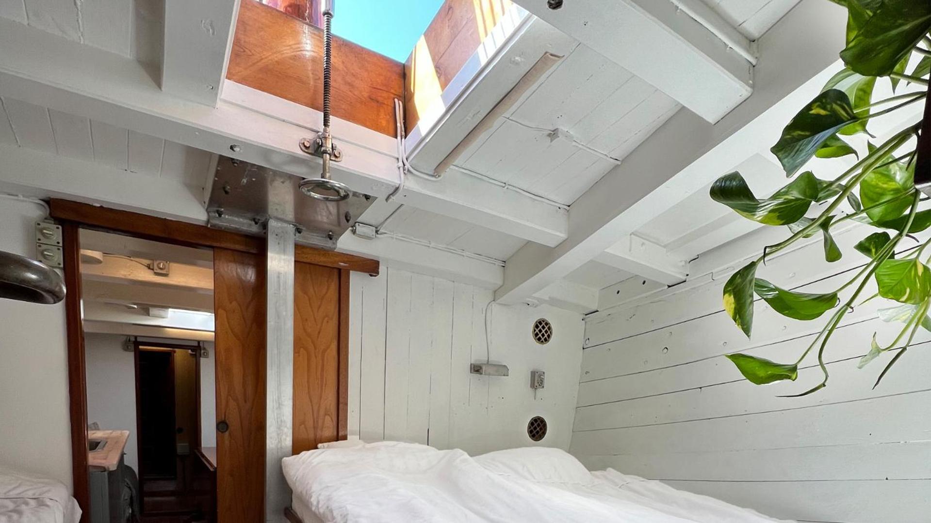 Varra Water - Unique Boat Accomodation - Bornholm