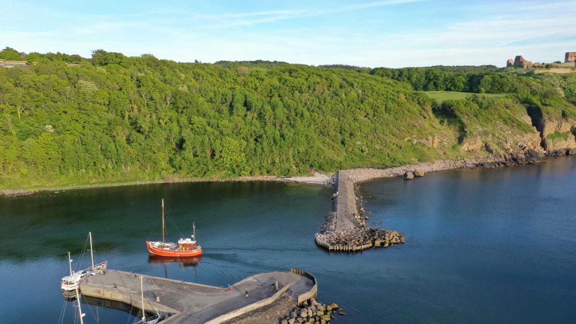 Varra Water - Unique Boat Accomodation - Bornholm