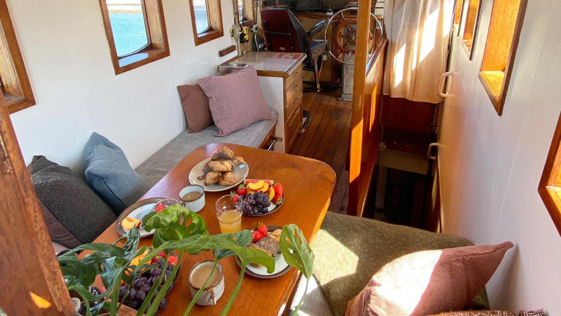 Varra Water - Unique Boat Accomodation - Bornholm