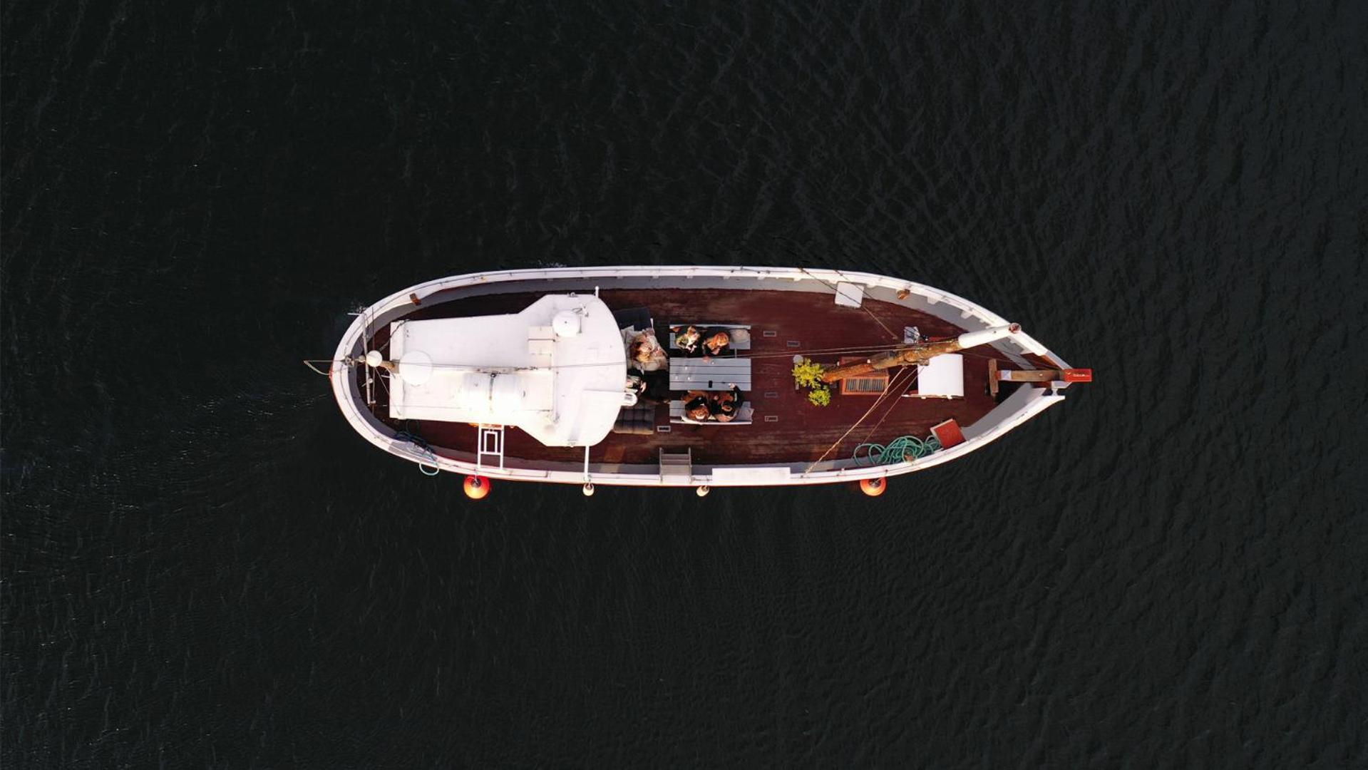Varra Water - Unique Boat Accomodation - Bornholm