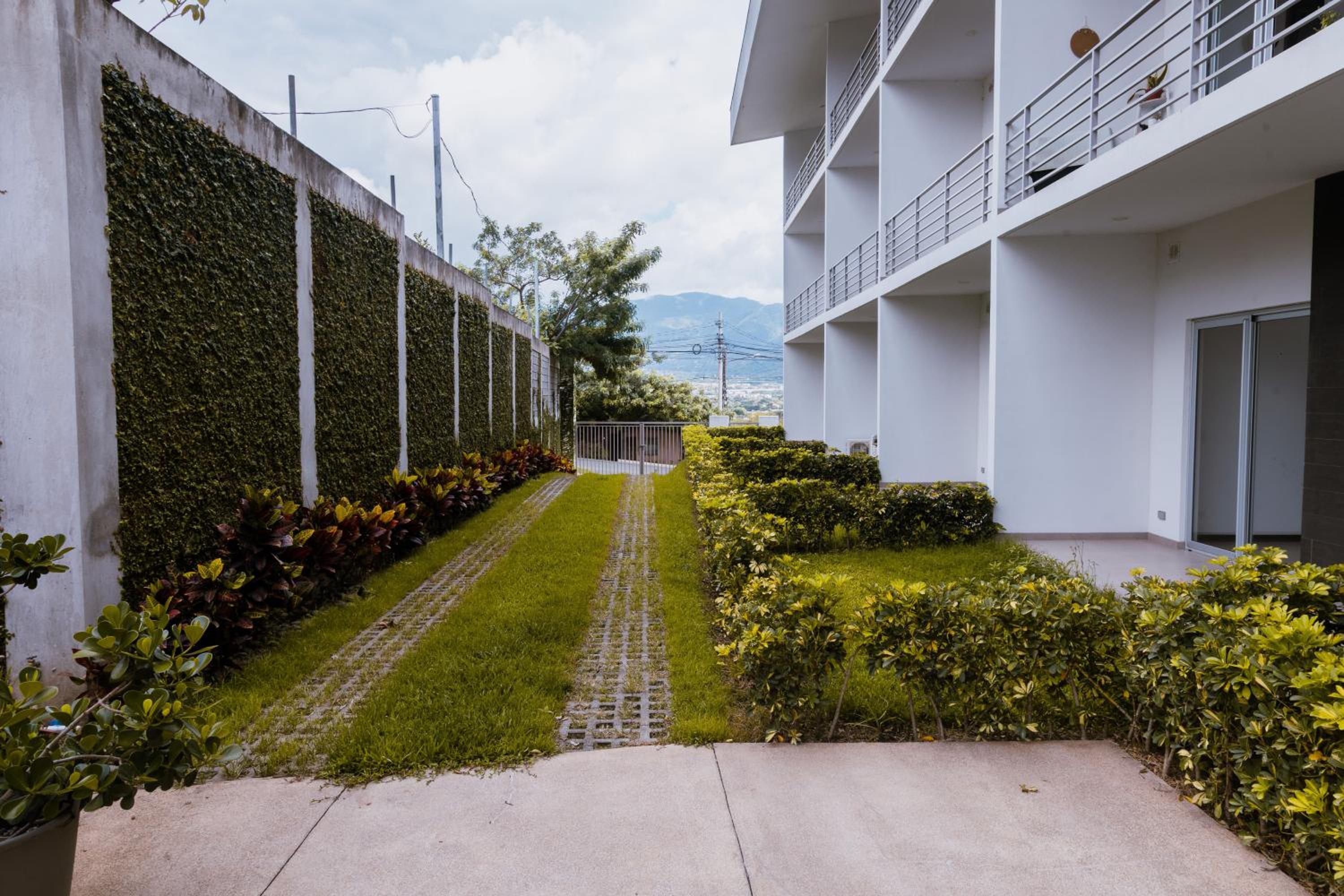 Urban Flats Studios by Corporate Stays