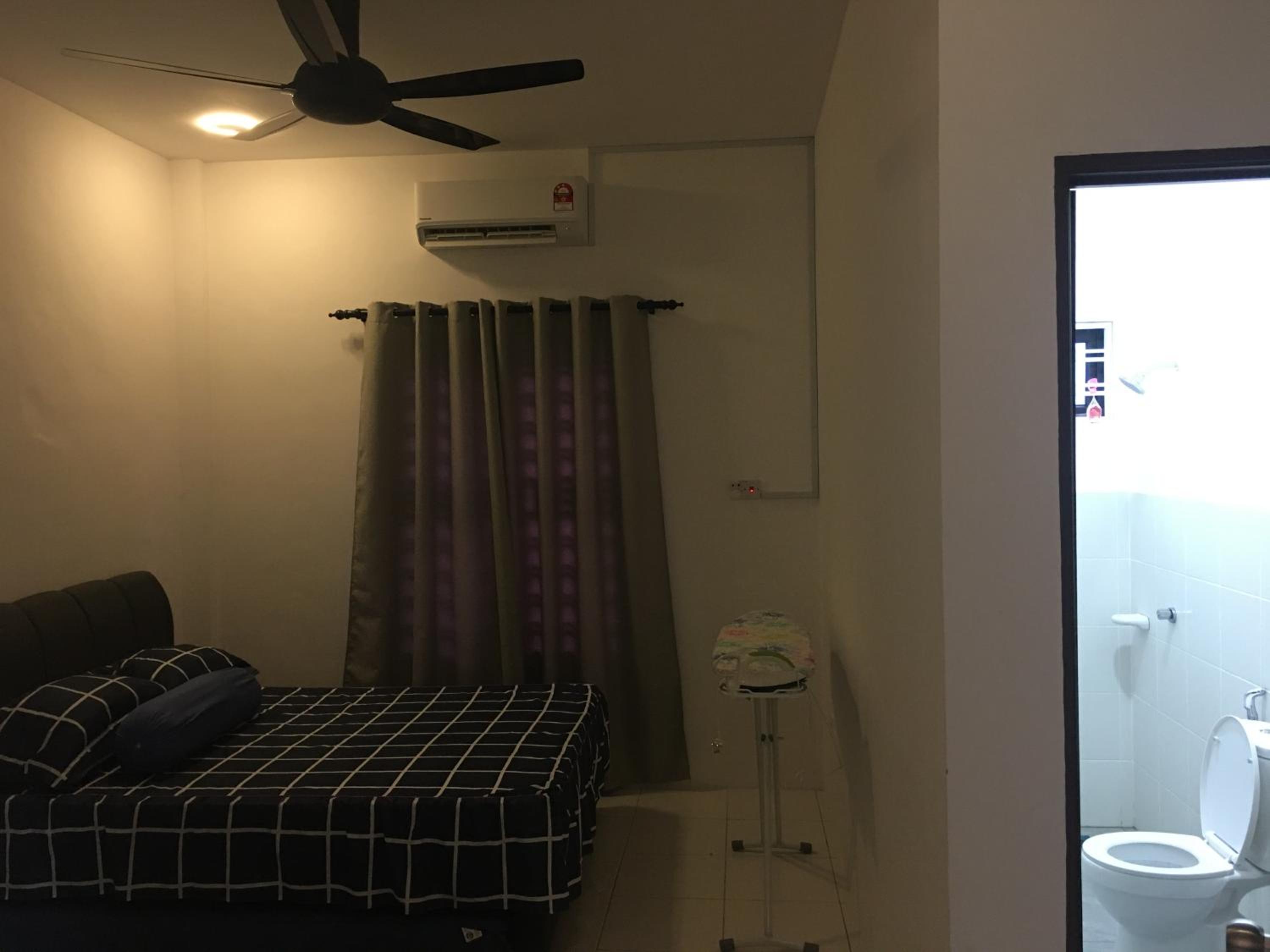 Fadi's Guesthouse at Bandar Baru Samariang photo 2