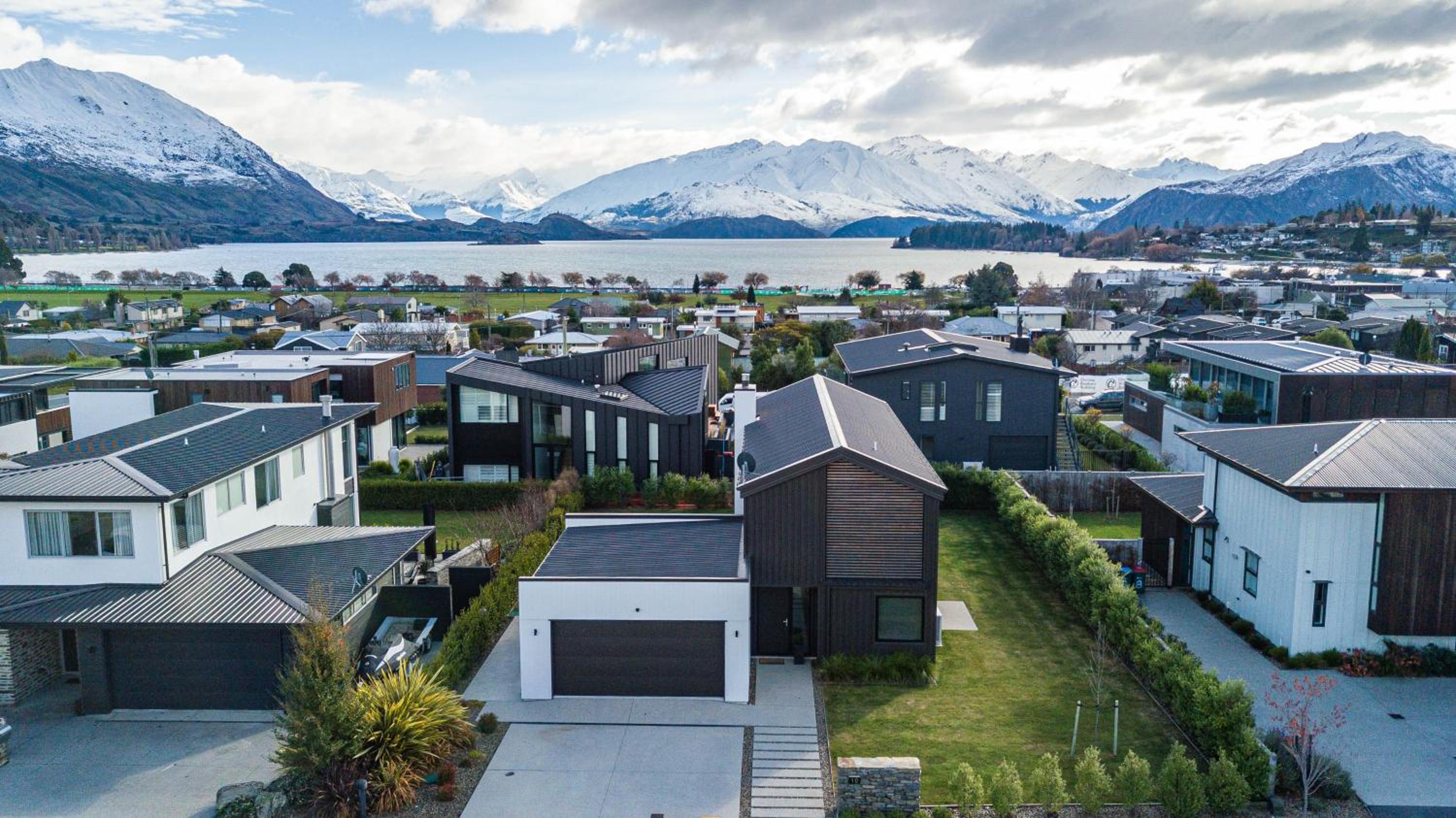 La Cachette Wanaka view 5