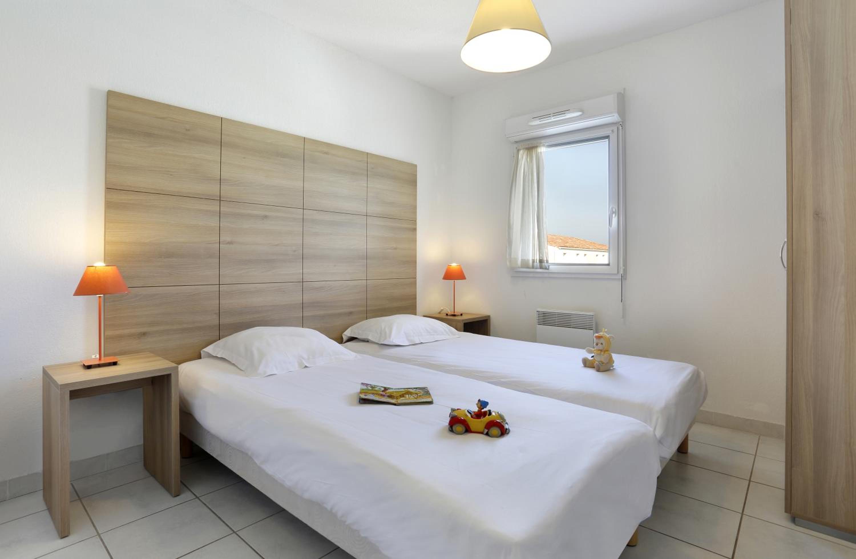 Vacancéole - Résidence Cap Camargue en Le Grau-du-Roi — hotel room