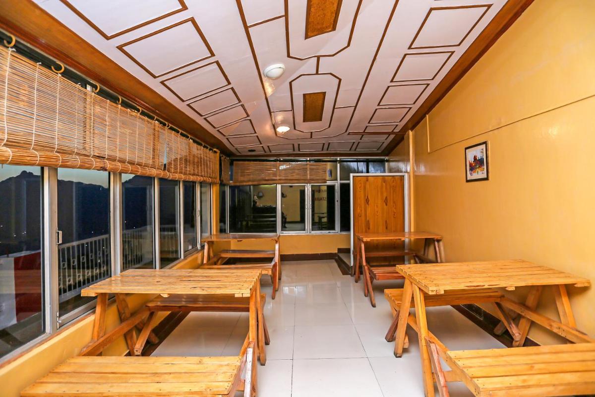 restaurant