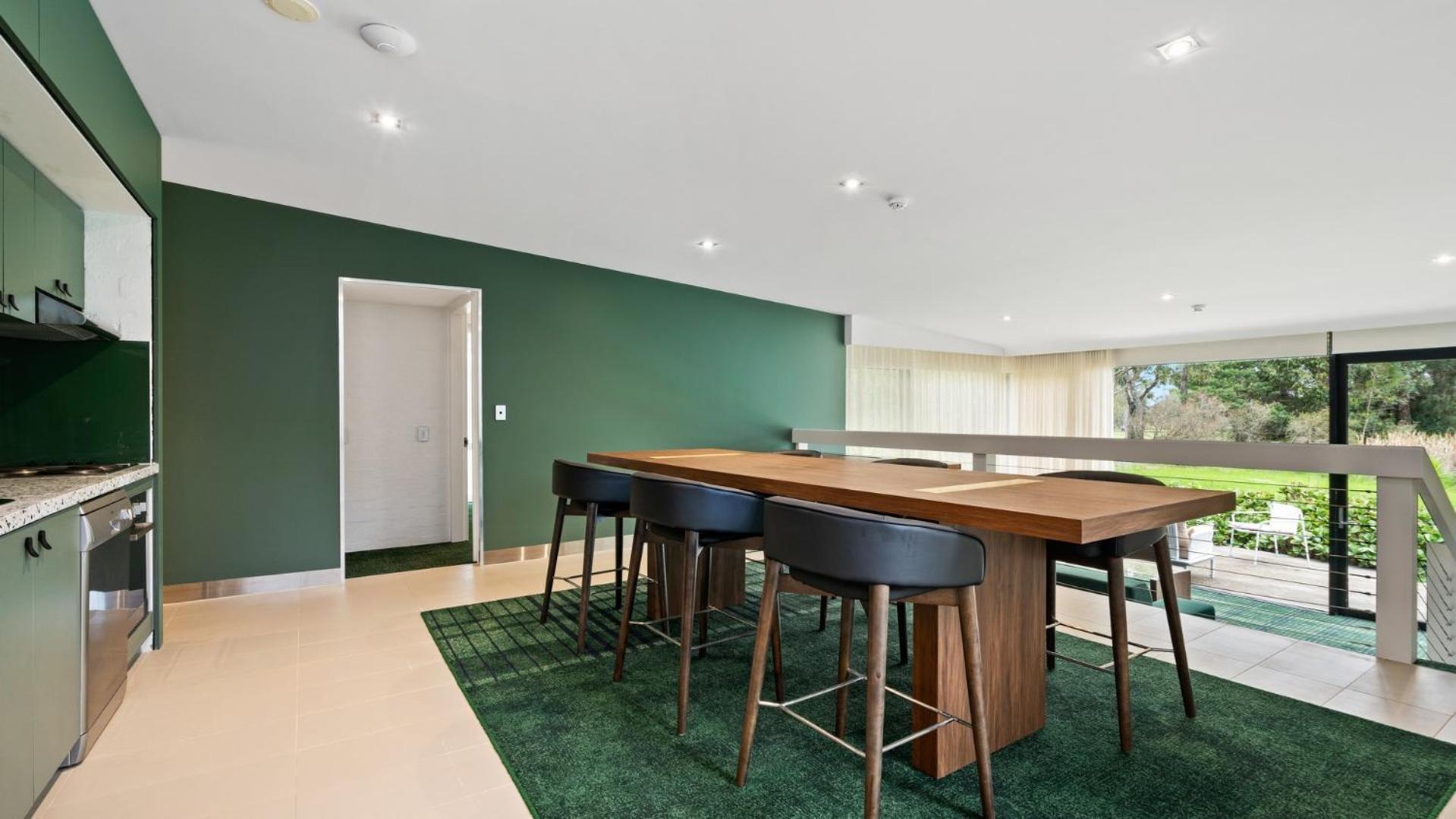 Geelong Vacations - Eden Oak Geelong - Property Image 1