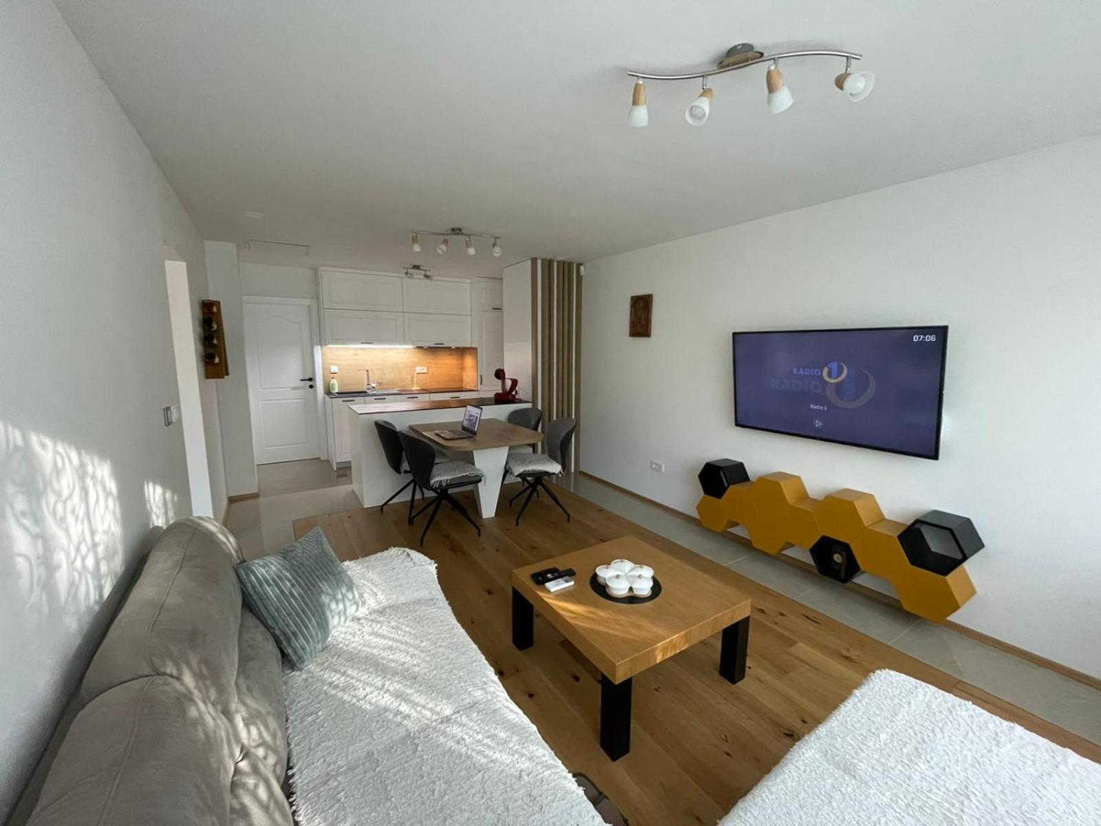 Delux apartment ARSO view 5