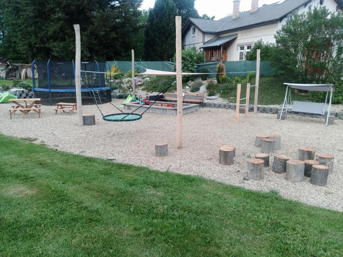children's play area