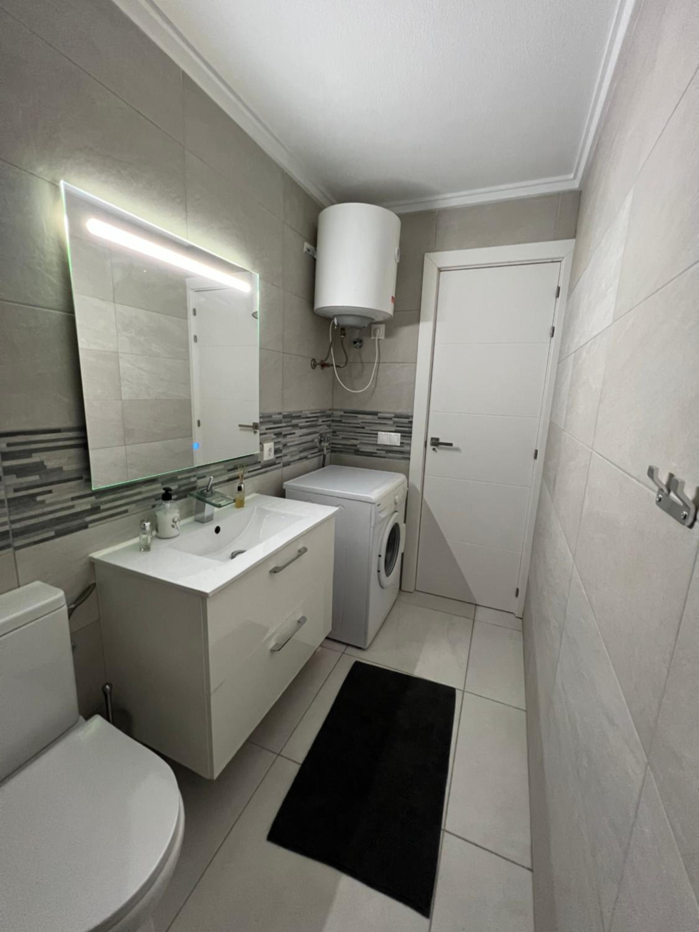 Modern apartment in Punta Prima photo 2