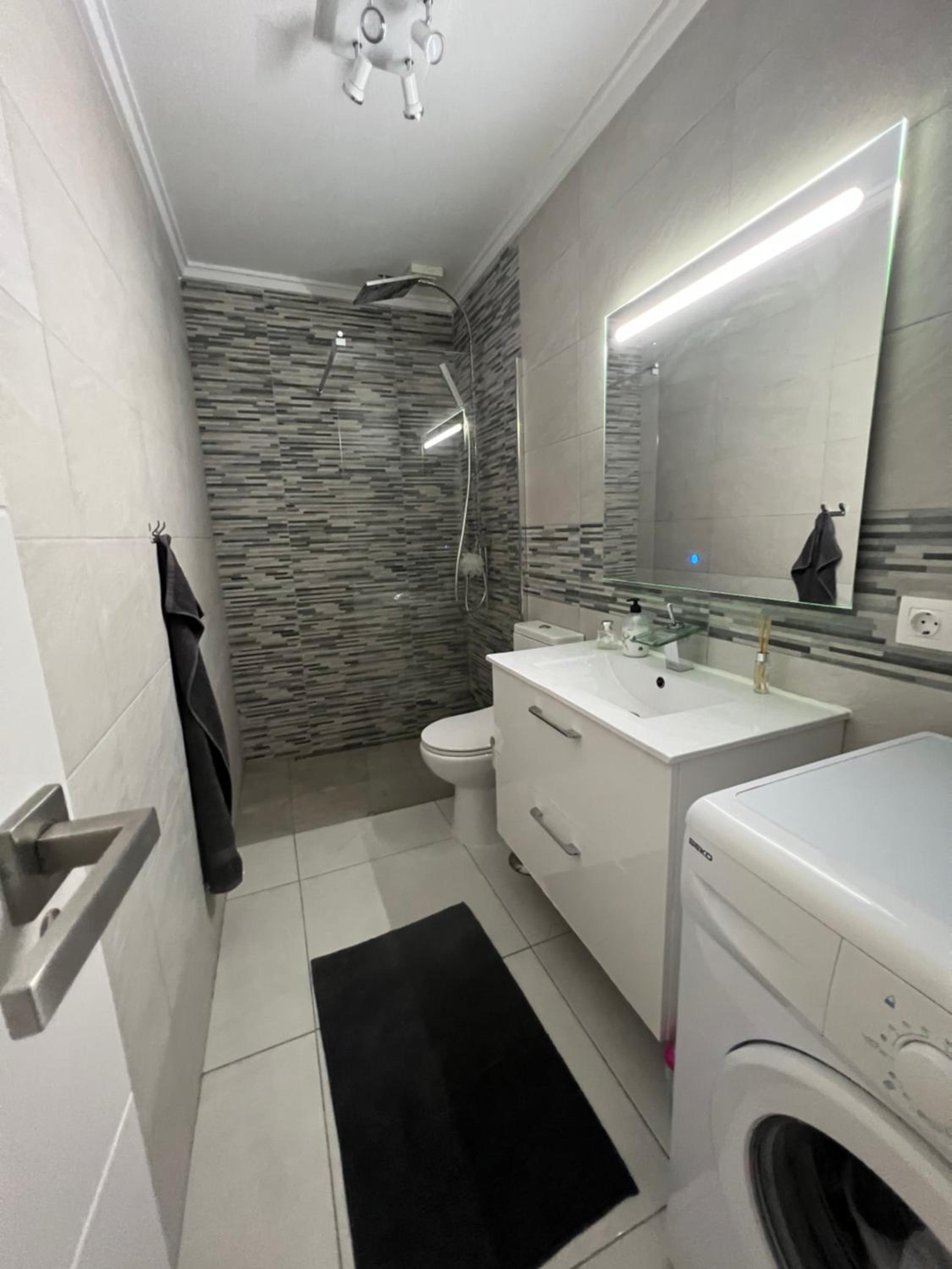 Modern apartment in Punta Prima photo 1