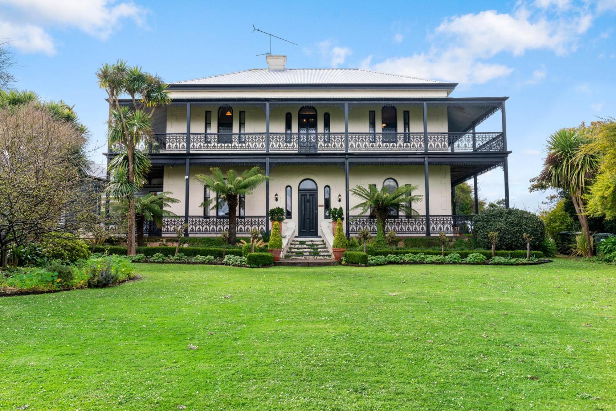 Colhurst House