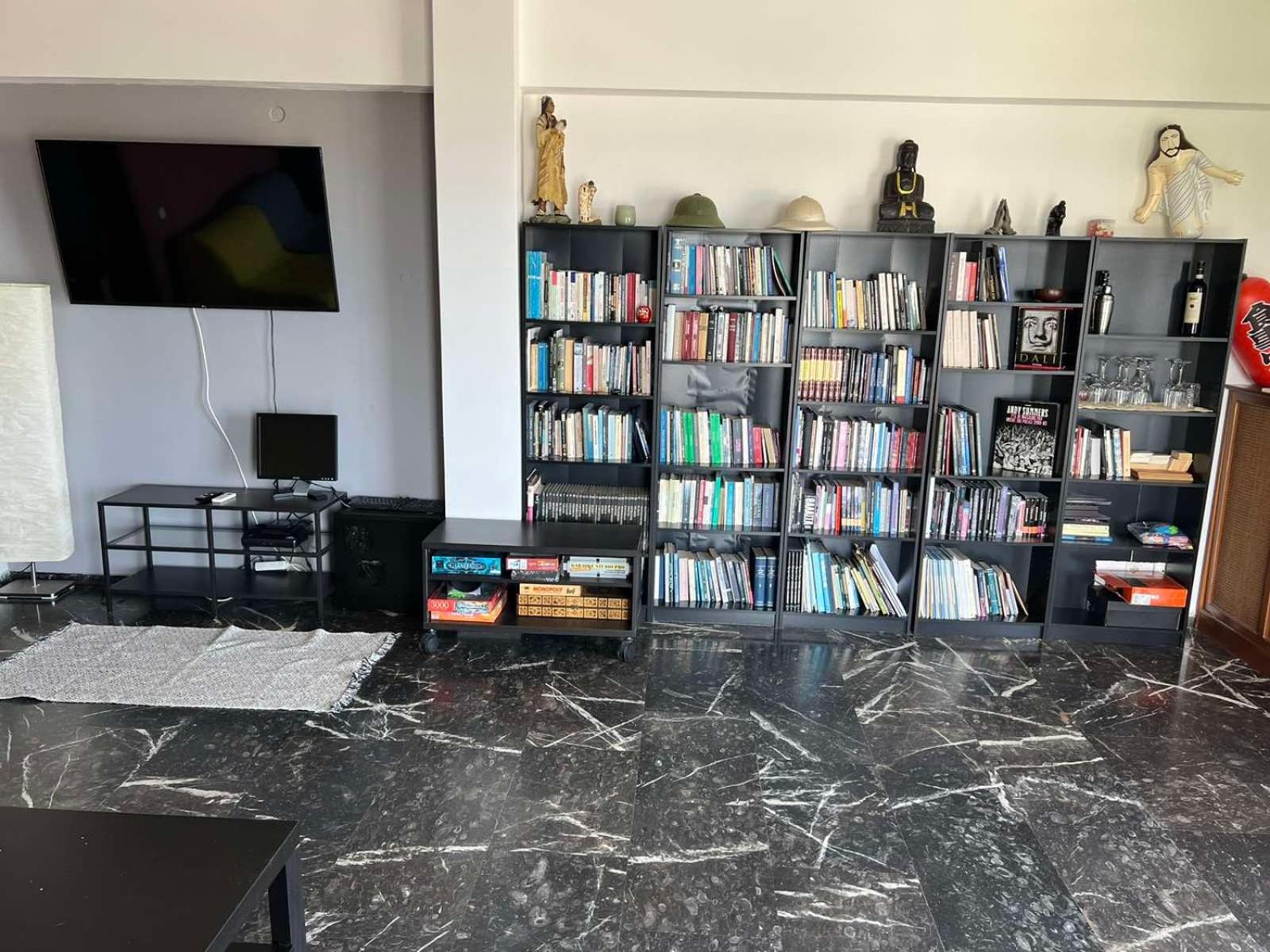 Alimos marina huge 3bd apartment