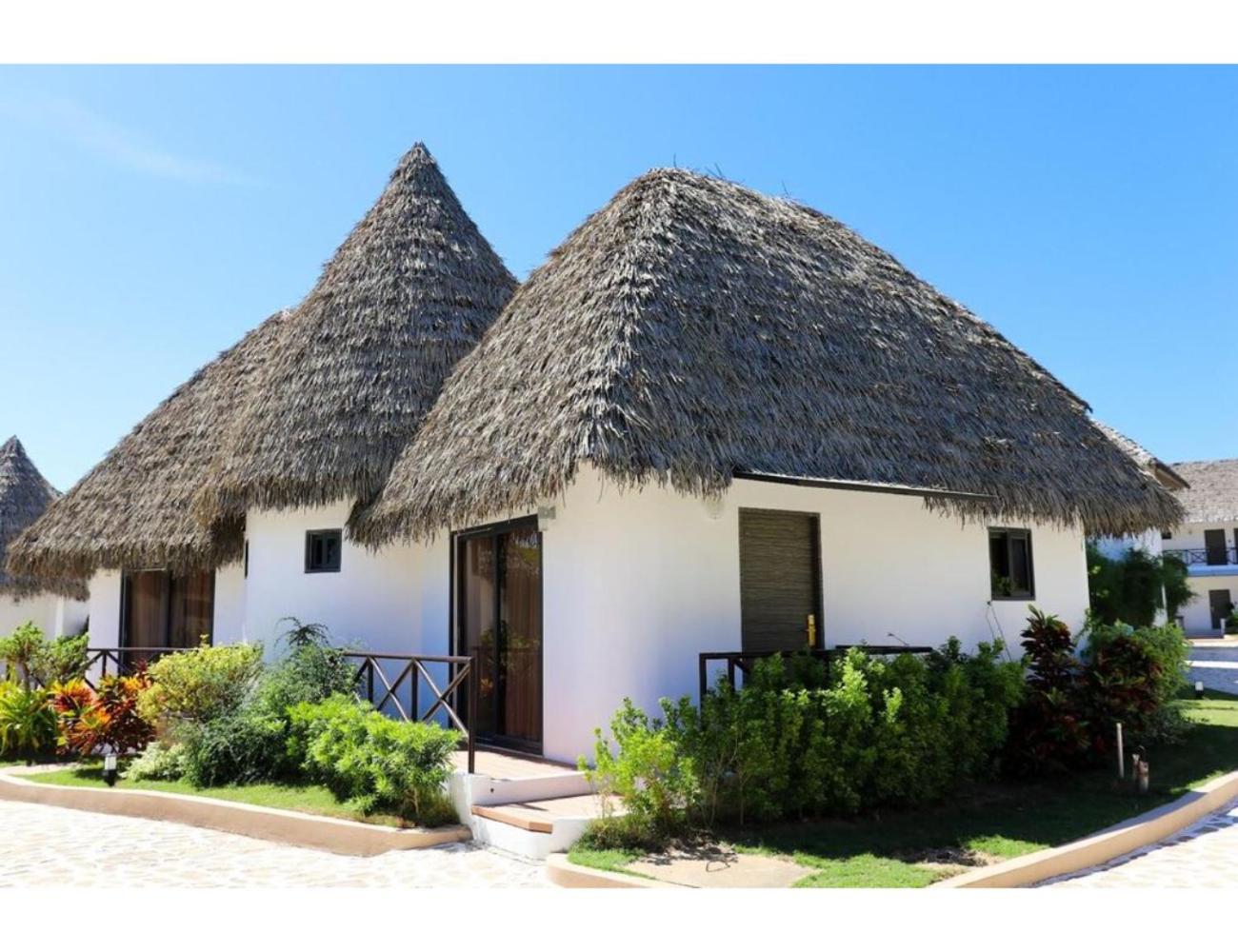 Safari Hotel and Villas powered by Cocotel