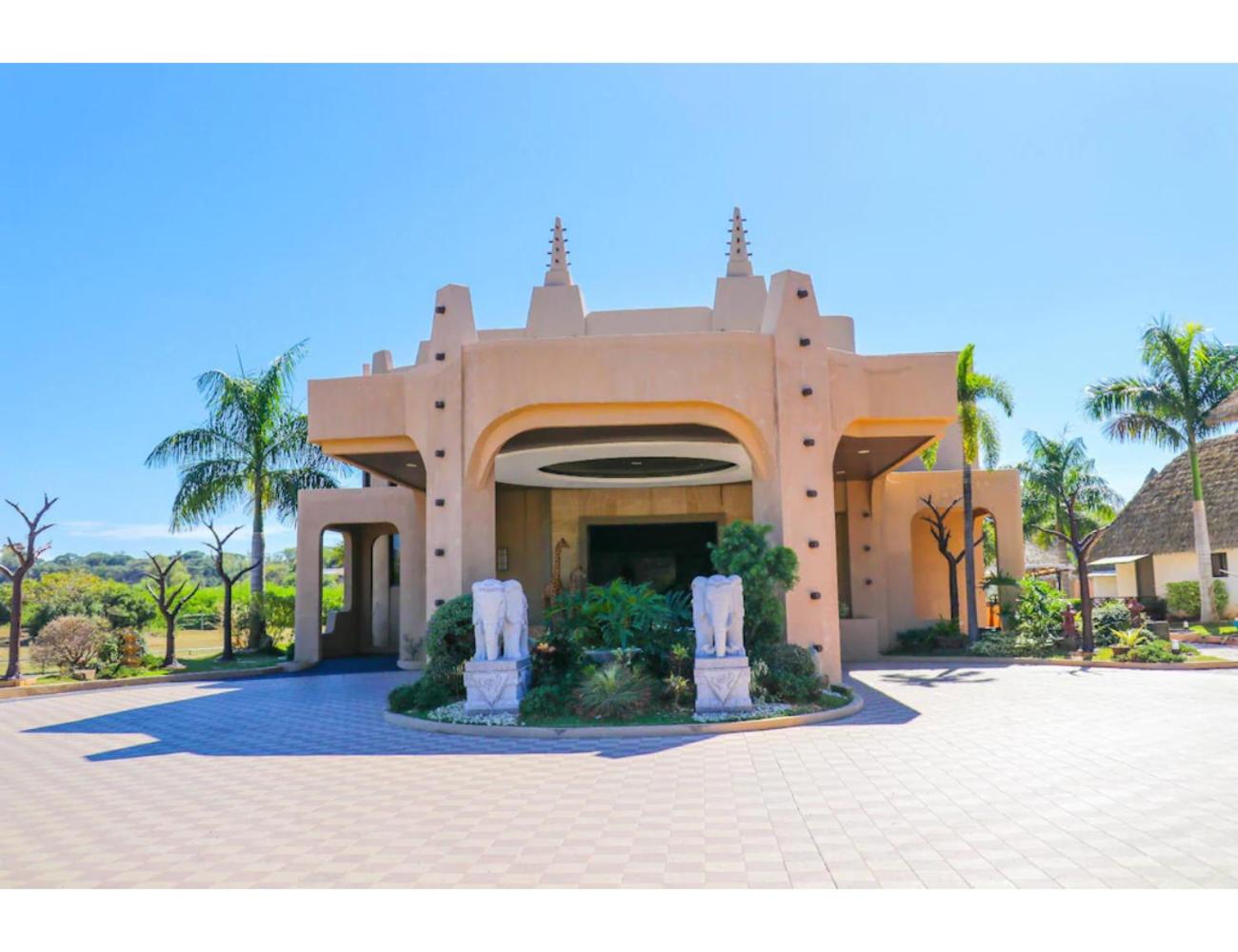 Safari Hotel and Villas powered by Cocotel