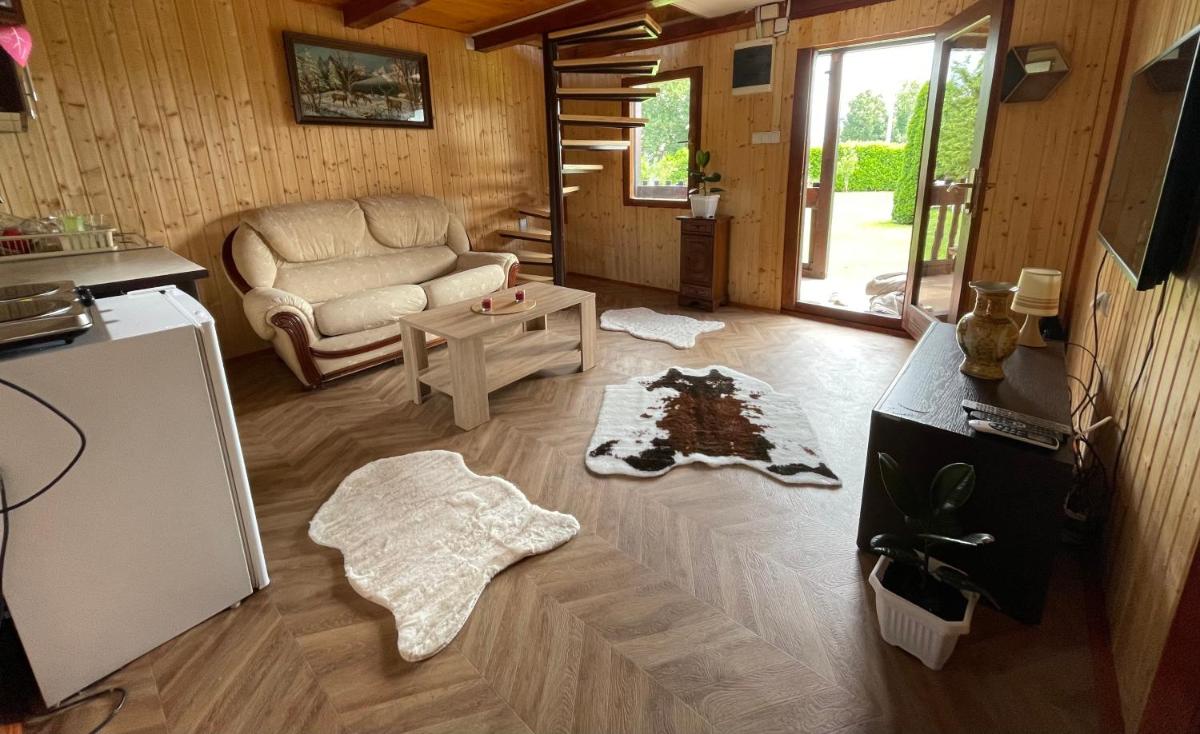 Wooden House photo 3