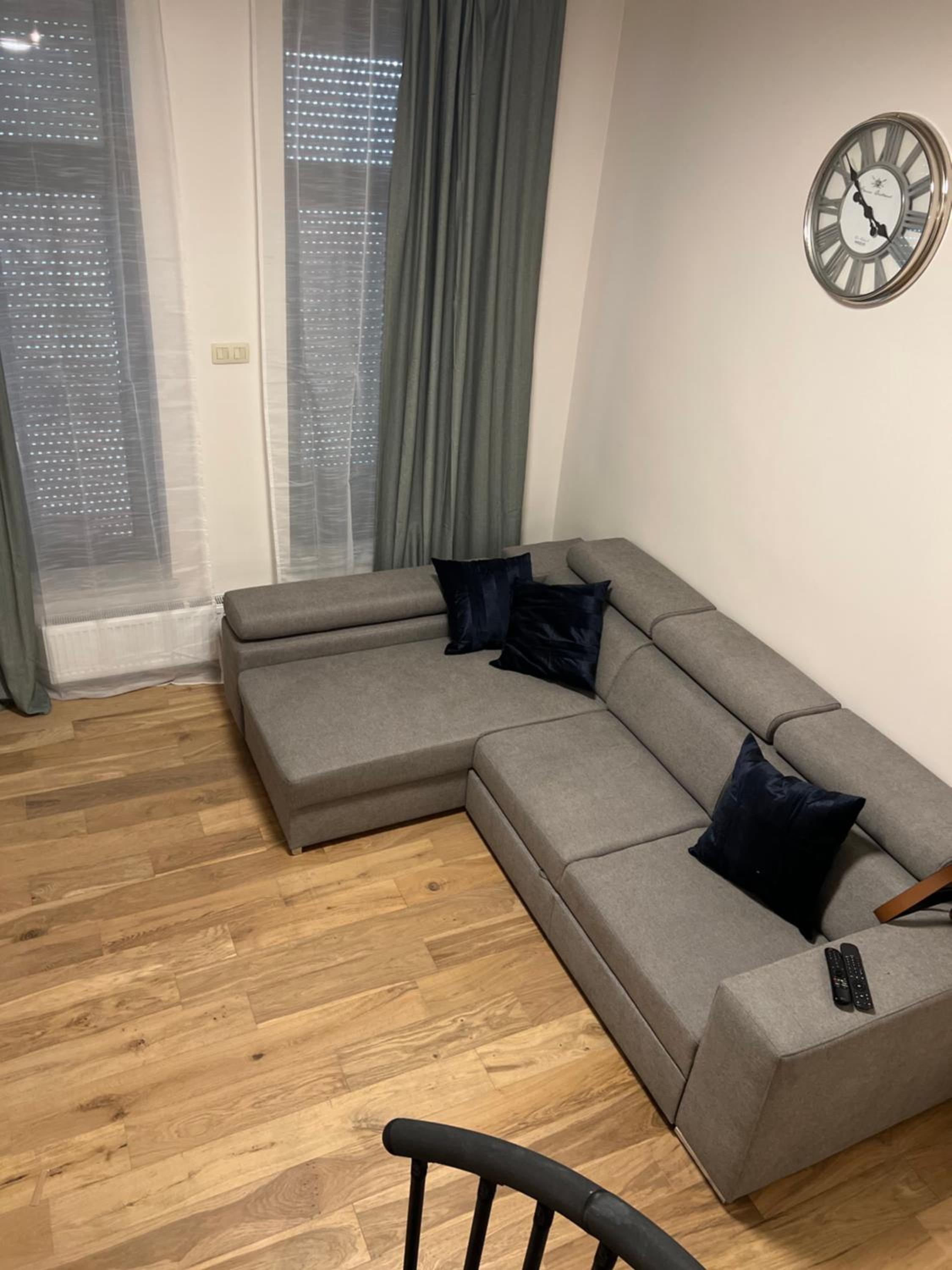 Exclusive two-level apartment with private terrace on the canal Brussels view 5