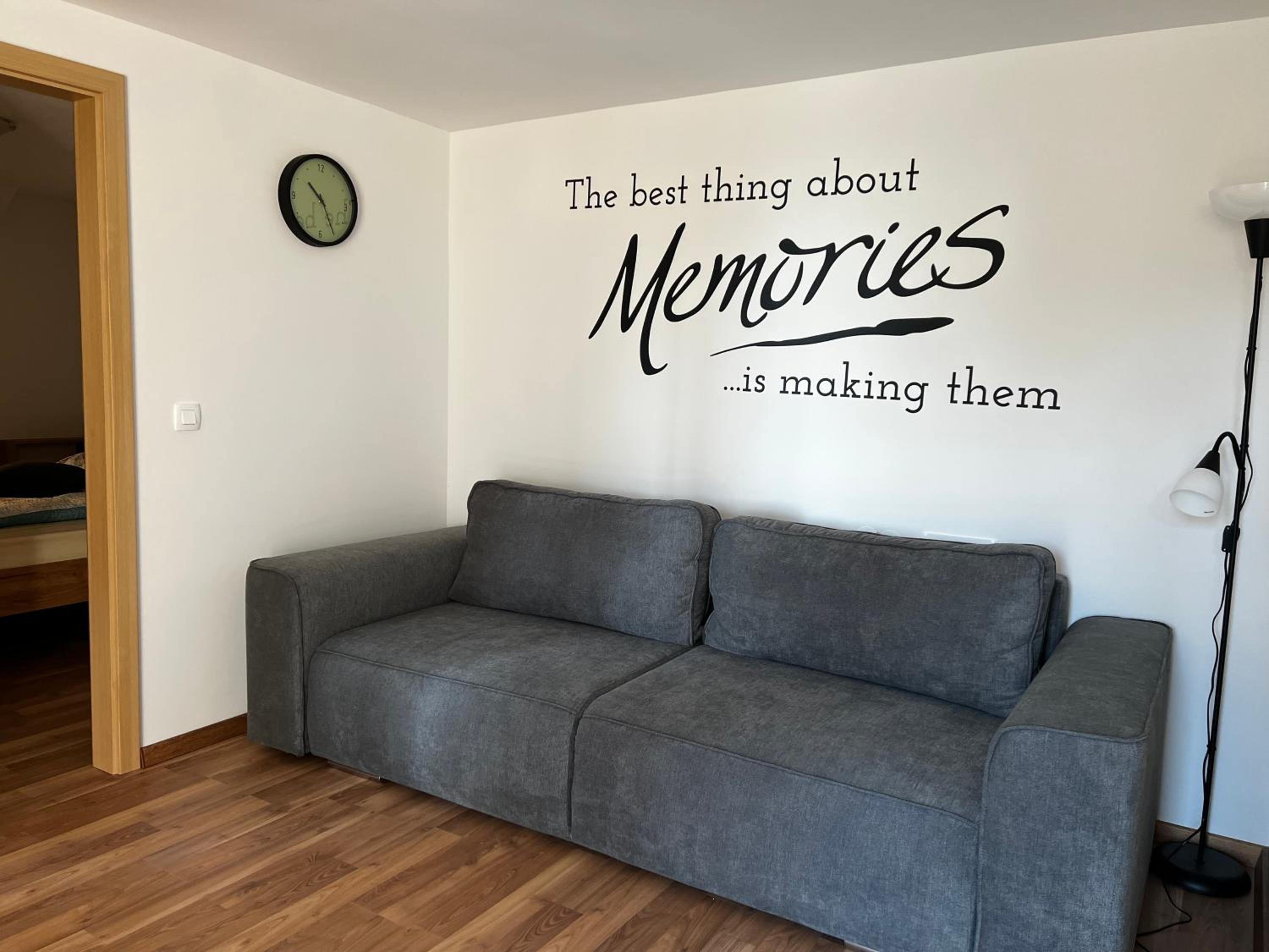 Zemva Stays - Apartma ELA