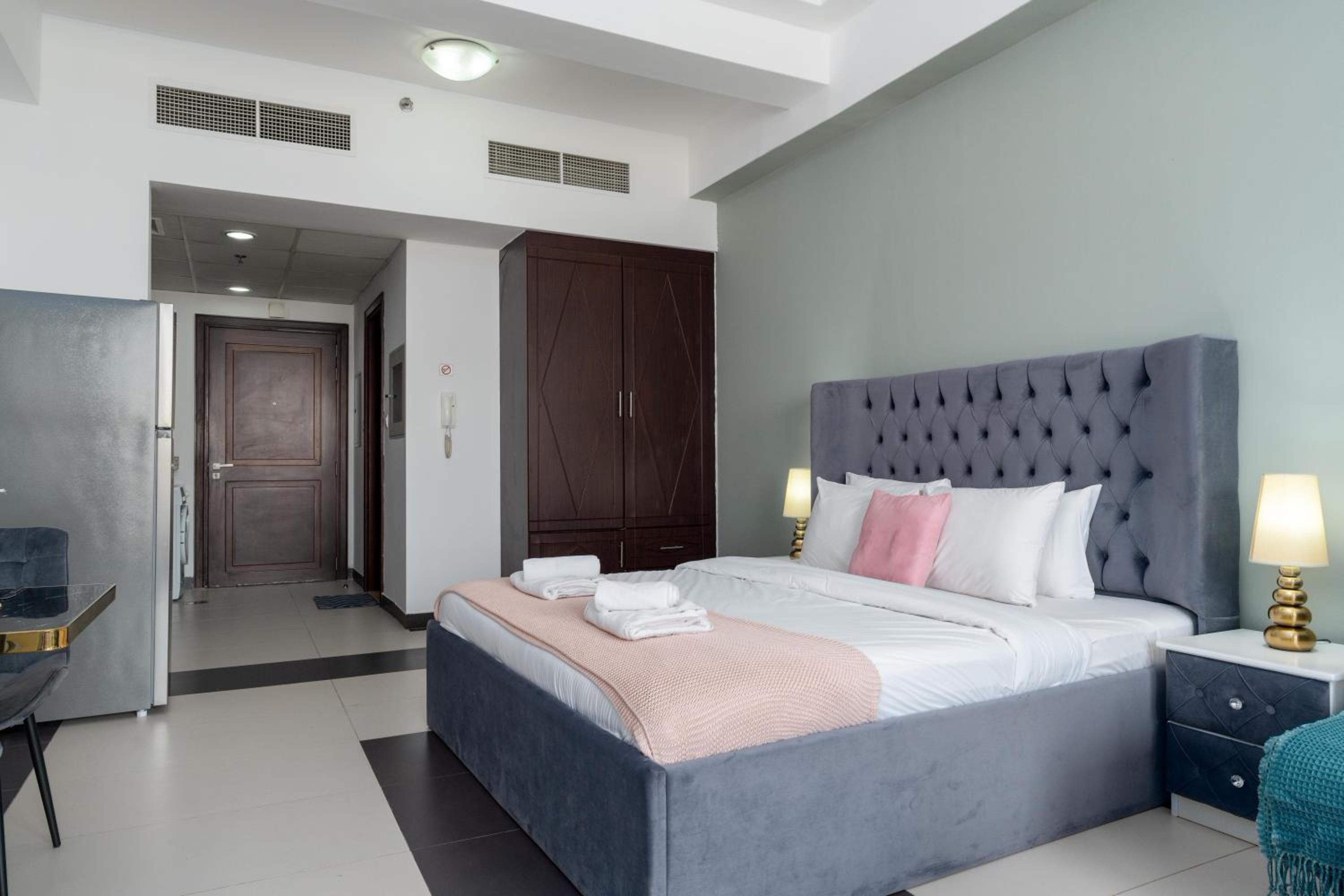 Vacay Lettings - Silicon Oasis Budget Friendly Studio