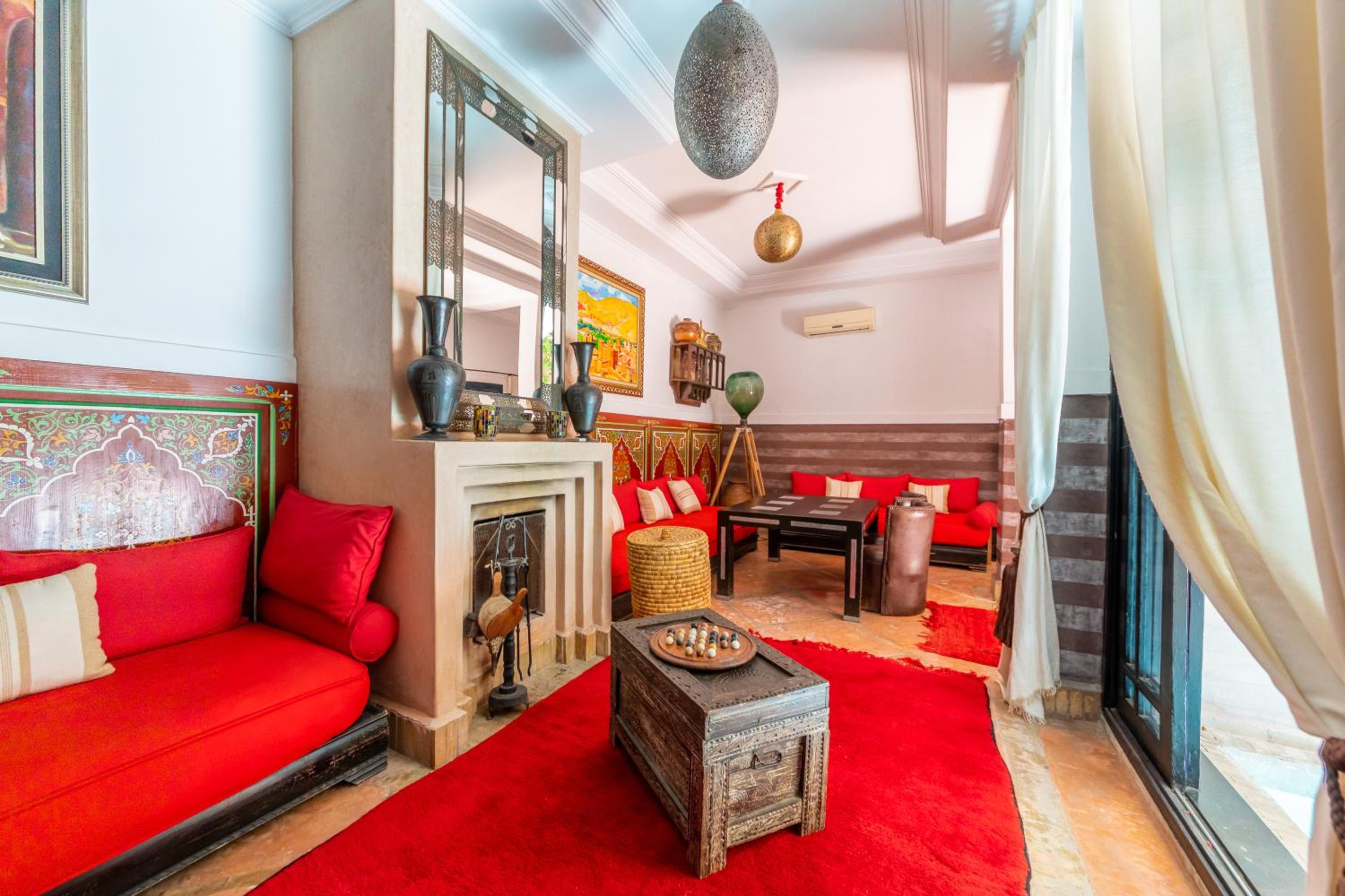 lounge