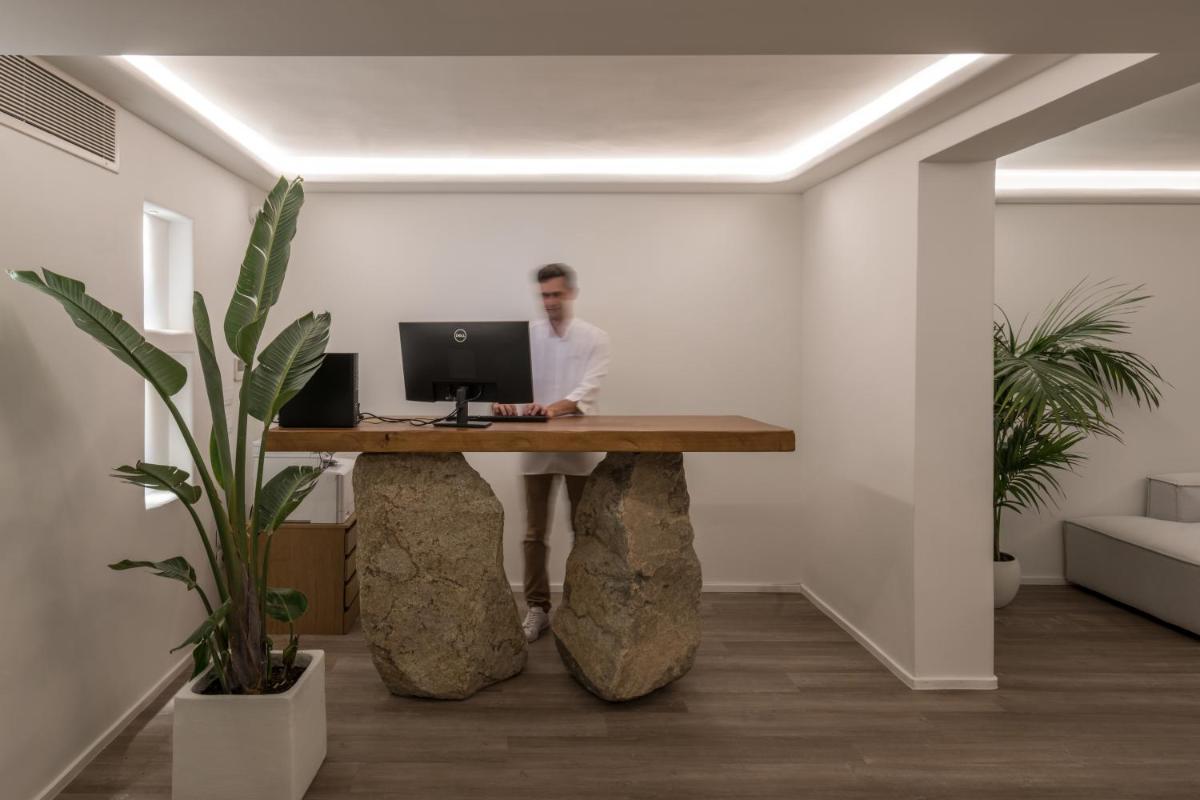 hotel reception