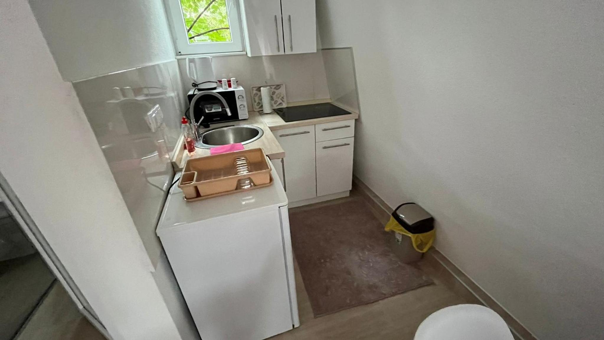 City apartment 3 view 3