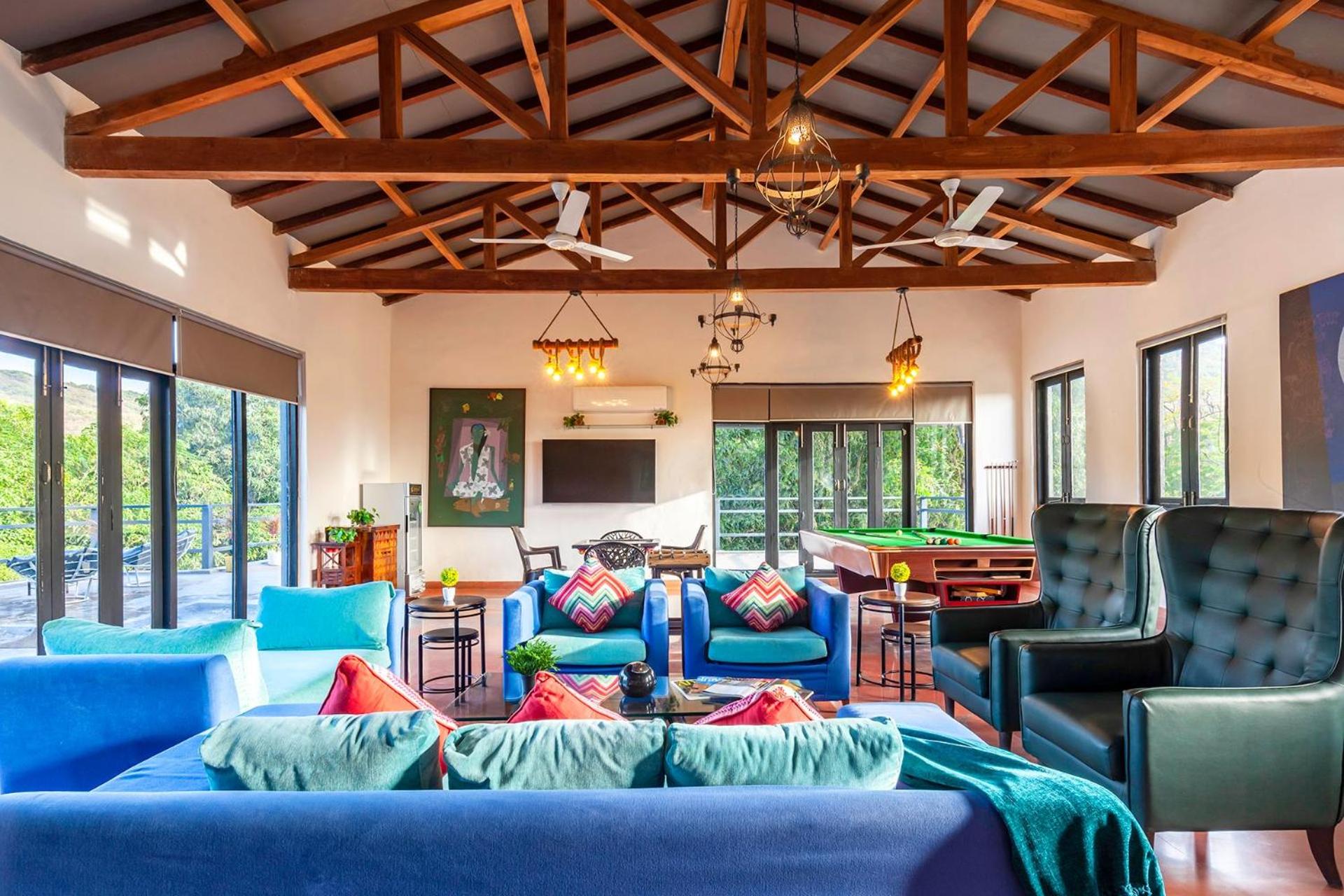 lounge