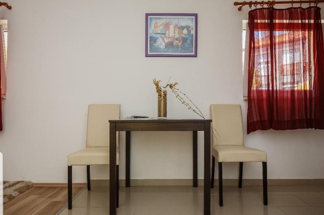 NaLa apartments view 3
