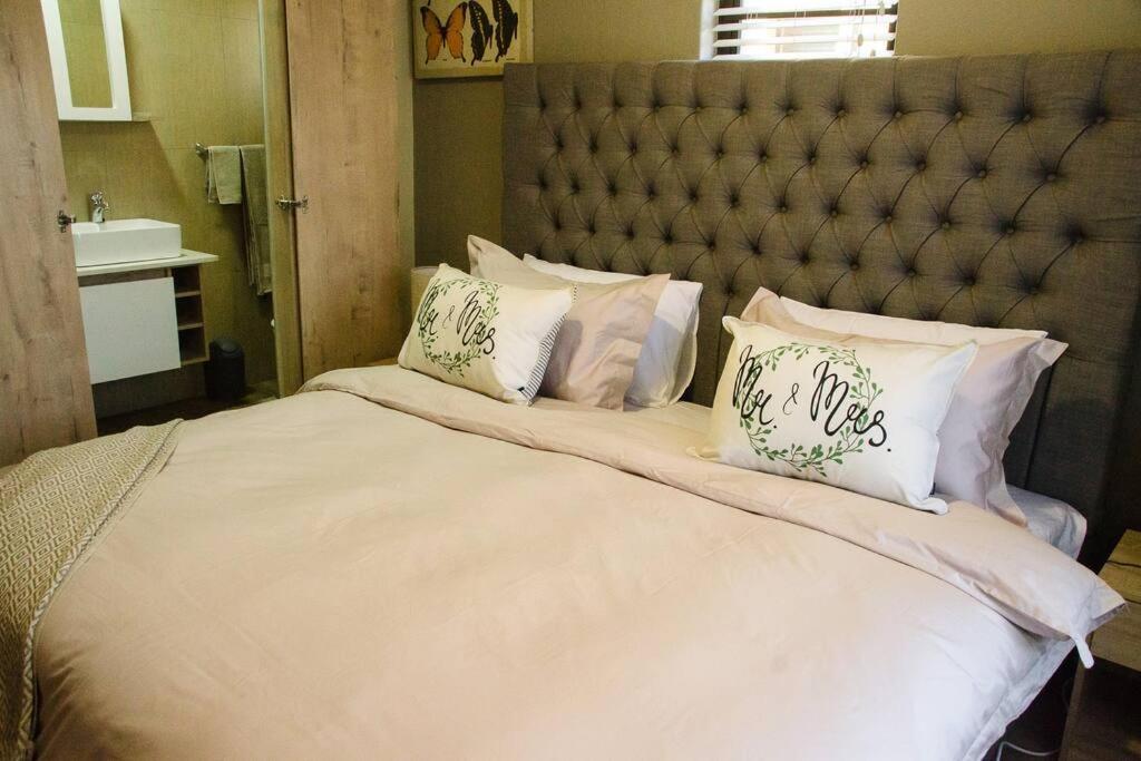 Serene Luxury retreat in Cullinan view 3