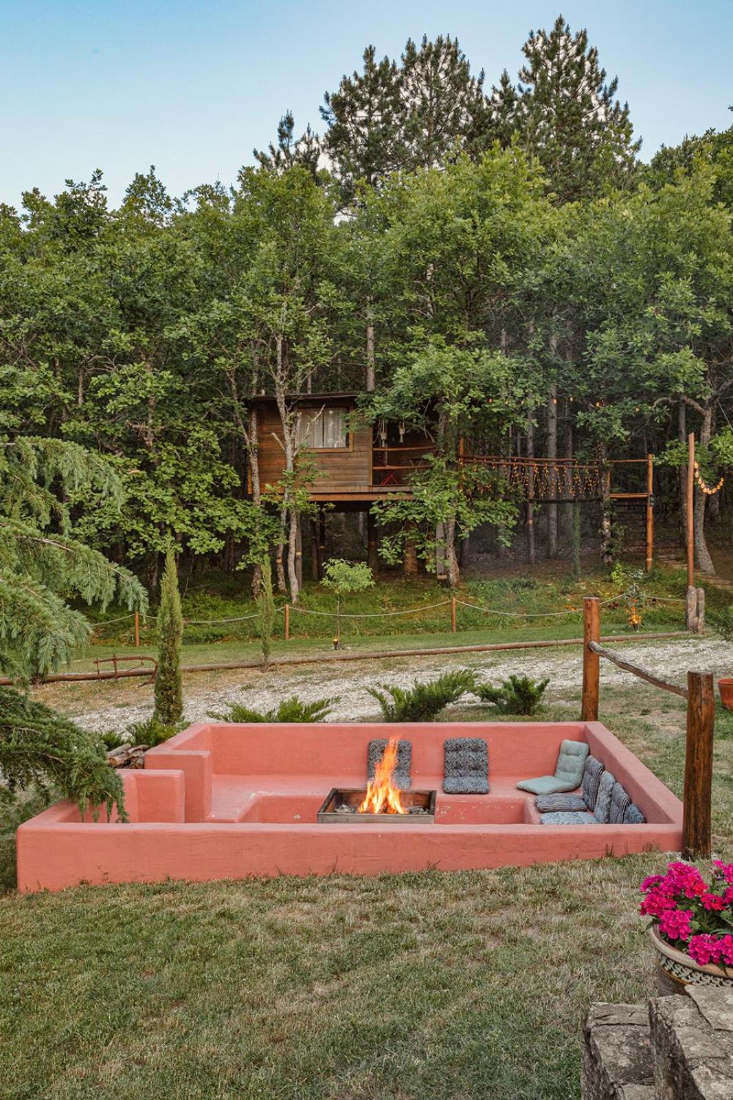 Agramada view 3