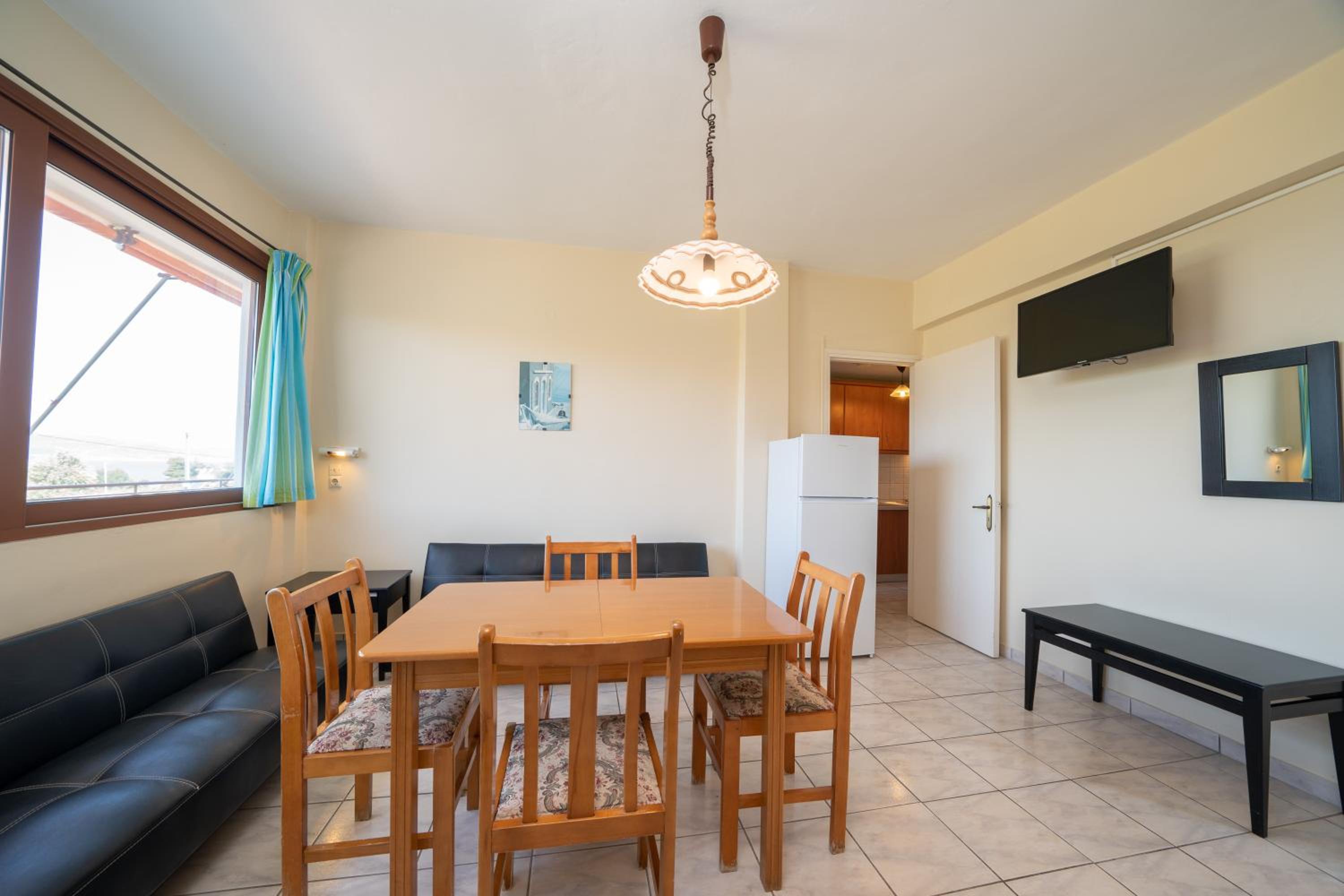 Lorenzo House Apartments
