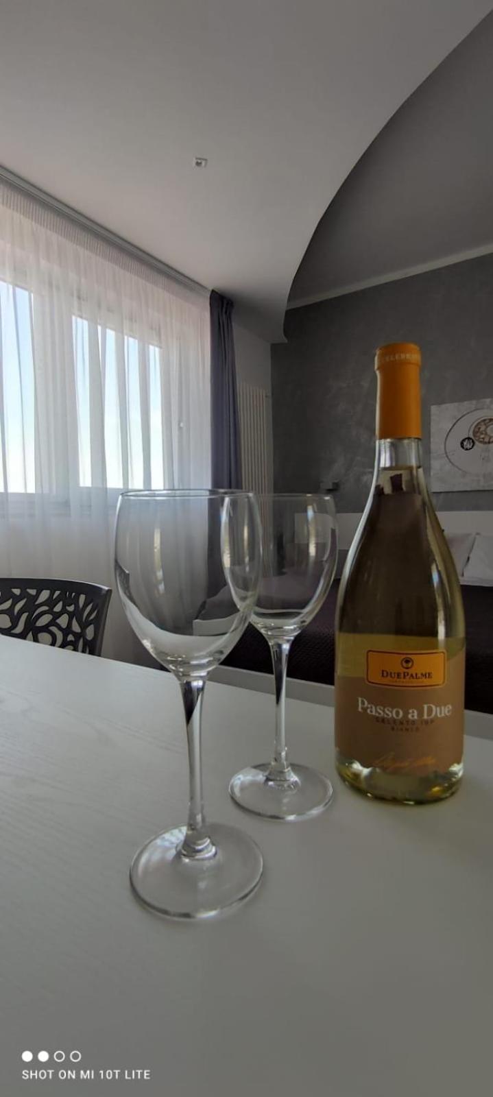 AleVa Rooms en Vieste — hotel room