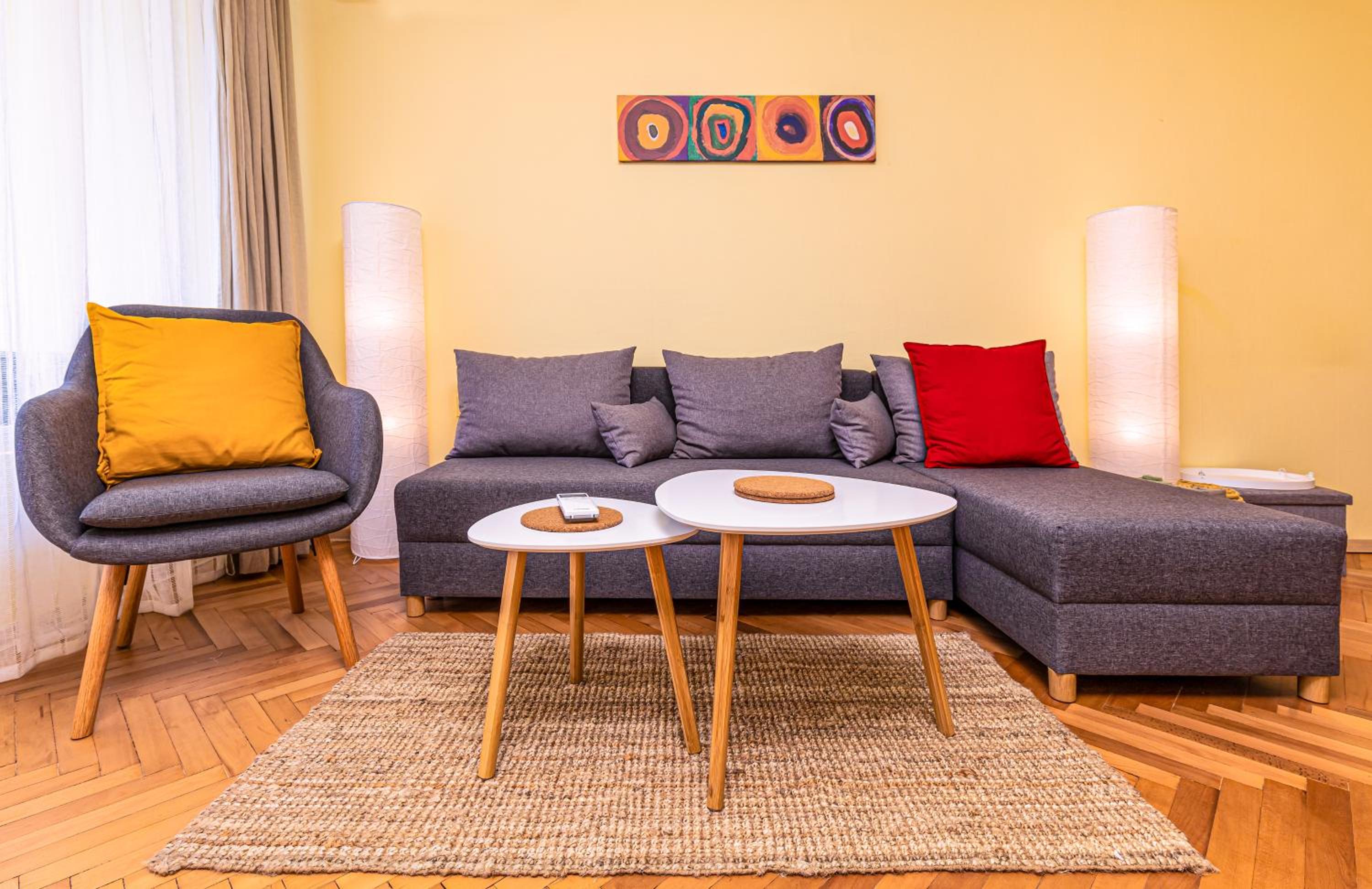 The Cozy Home 1-Bedroom in Central Plovdiv by Flat Mаnager