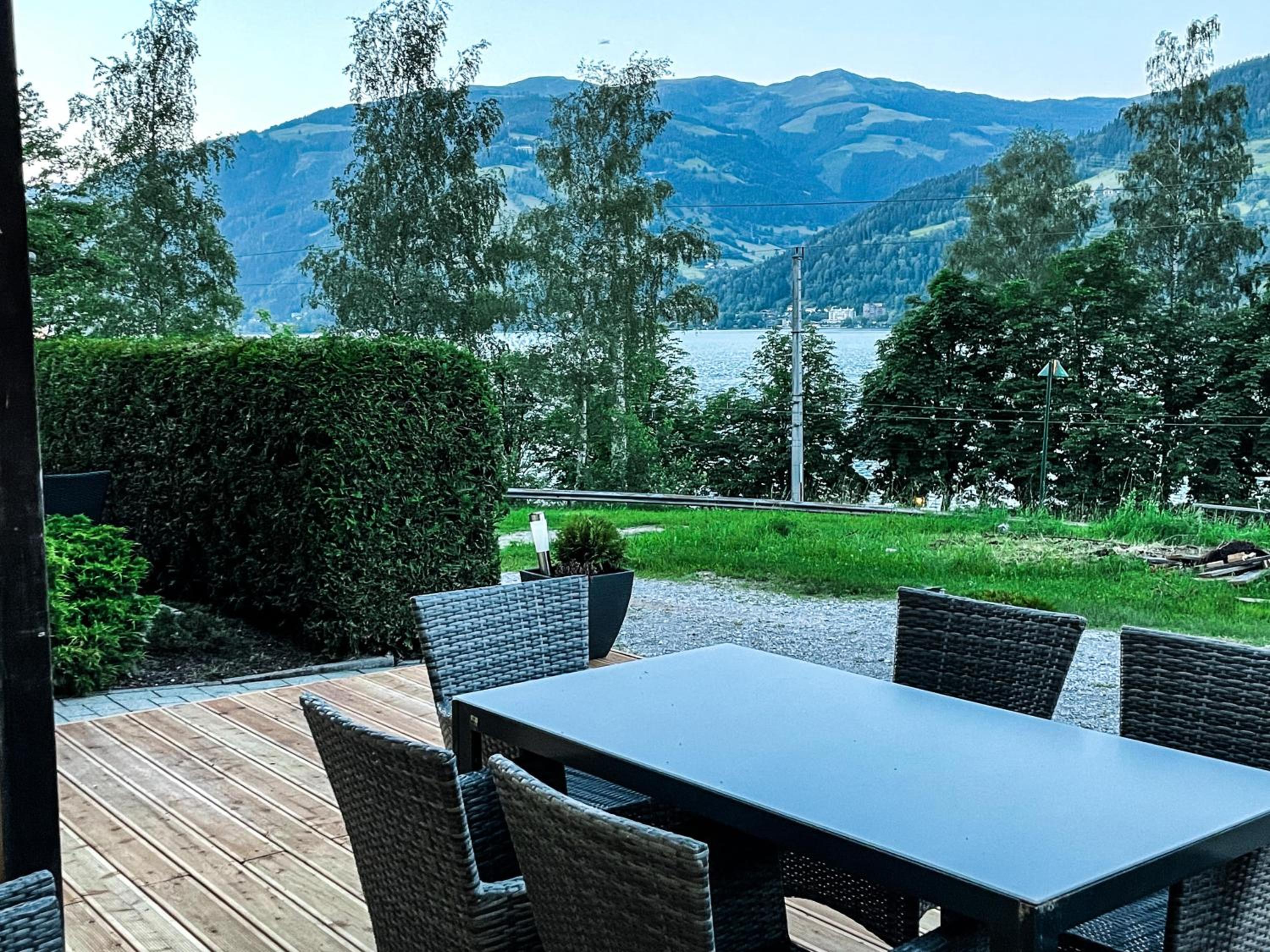 Lake View Lodges by we rent, SUMMERCARD INCLUDED view 4