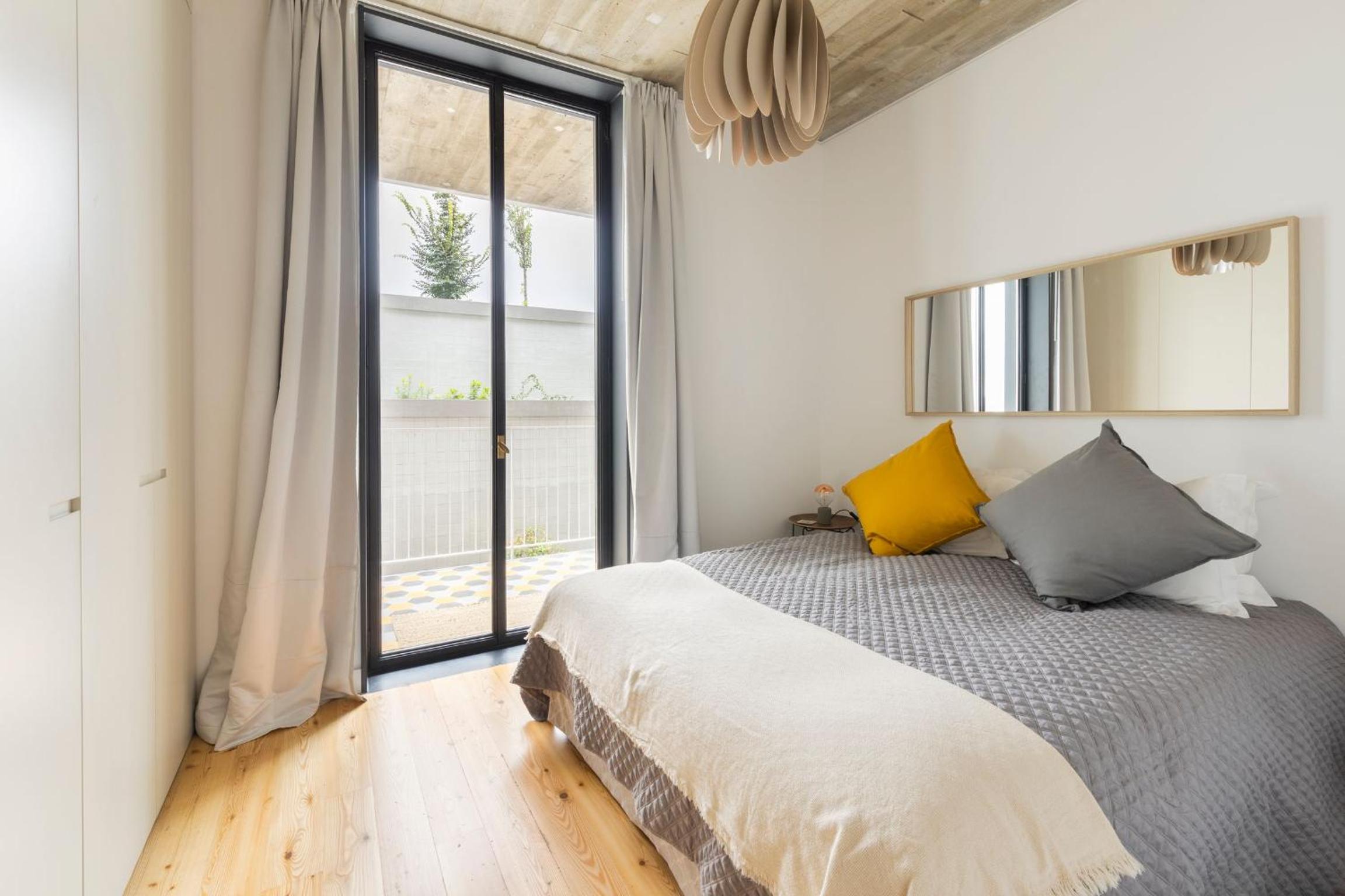 Majestic Apartment W/ Patio by LovelyStay view 2