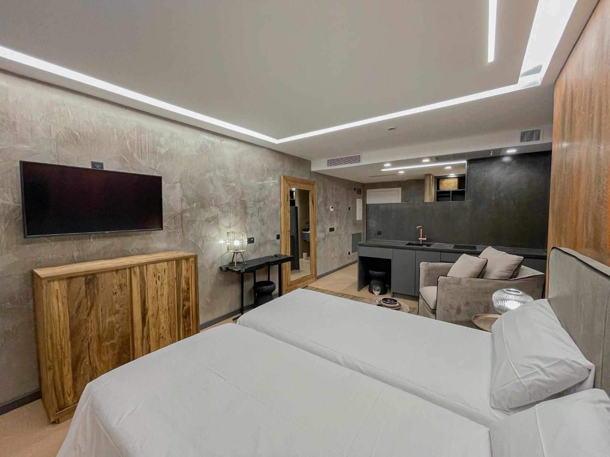 Gran Marina Suites