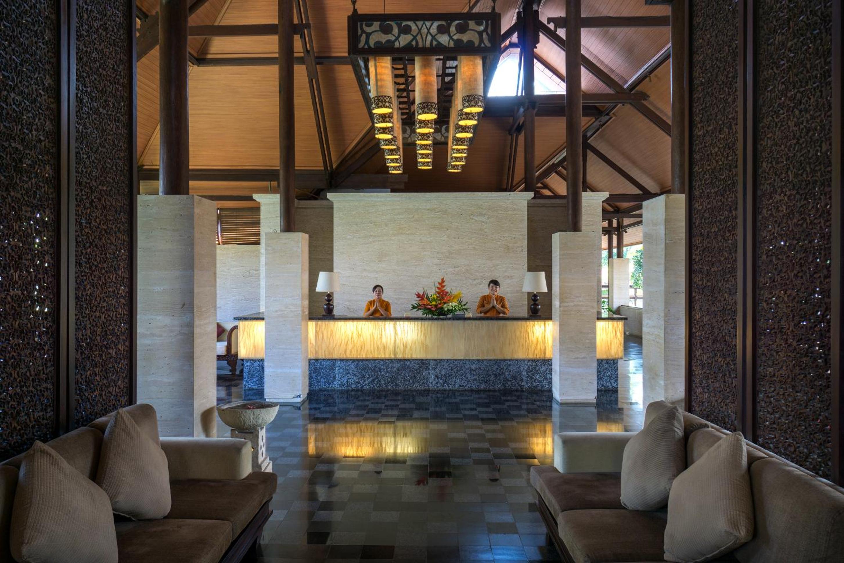 Grand Balisani Suites Hotel