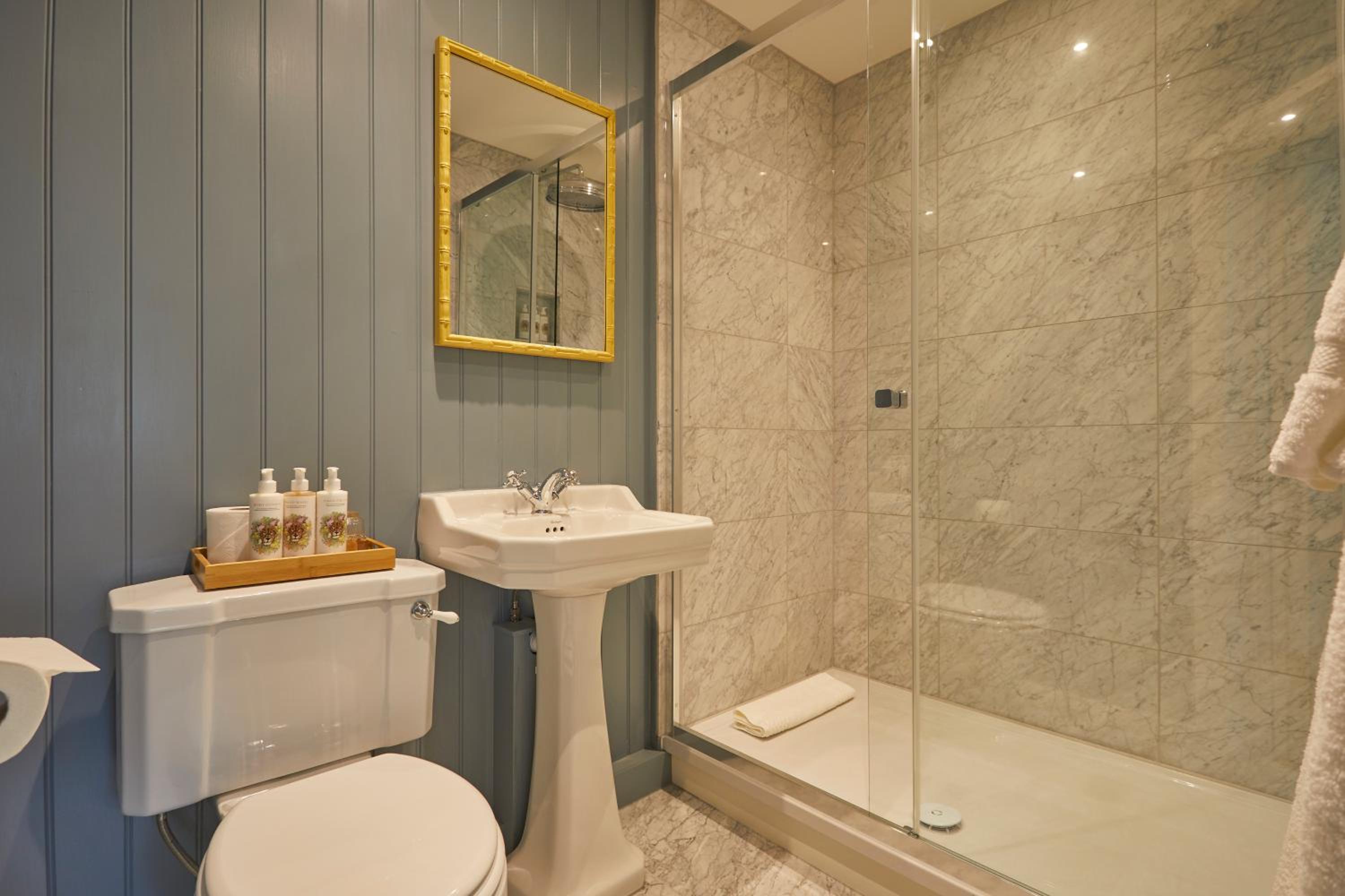 Newbury Vacations - The Retreat, Elcot Park - Property Image 51