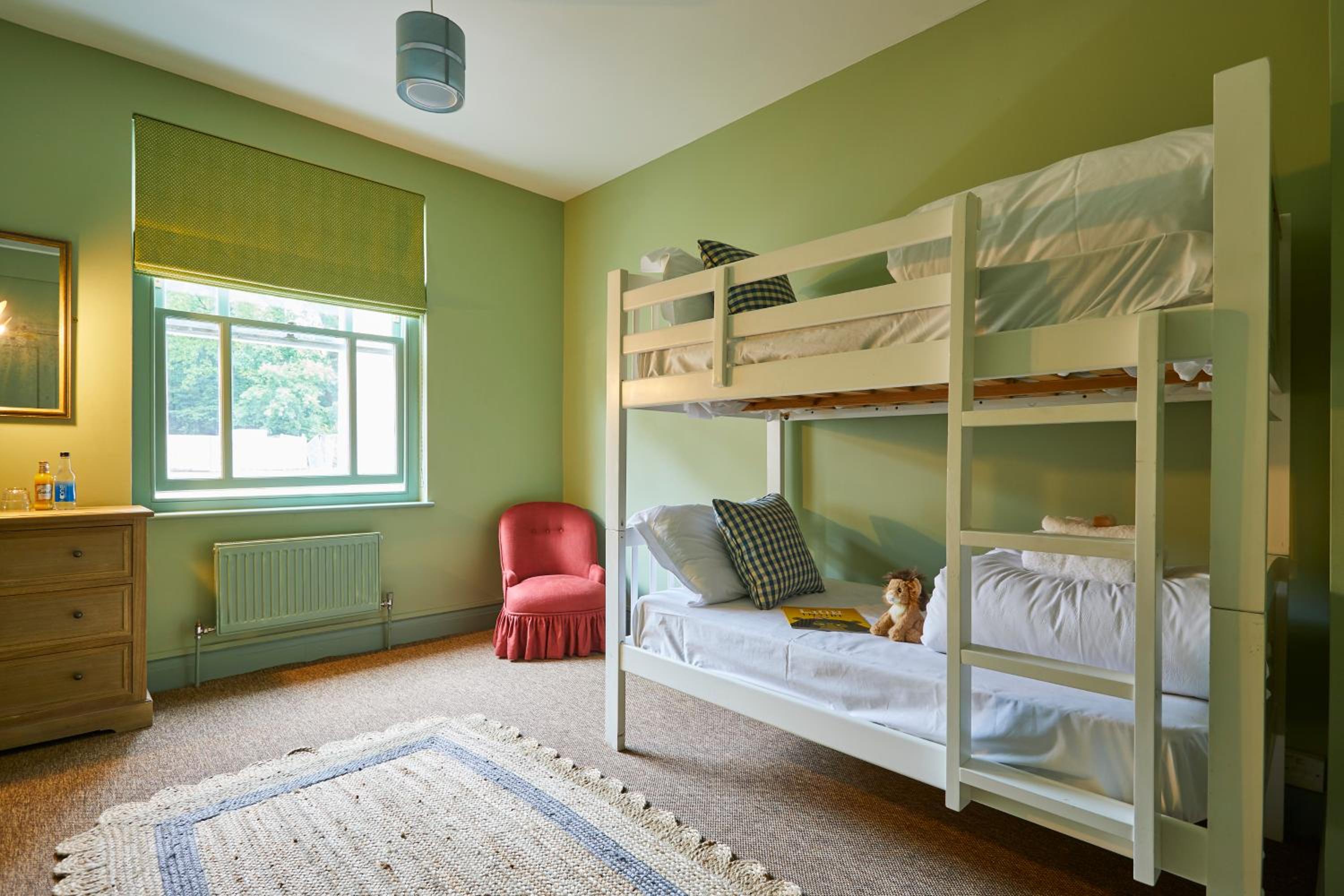 Newbury Vacations - The Retreat, Elcot Park - Property Image 45