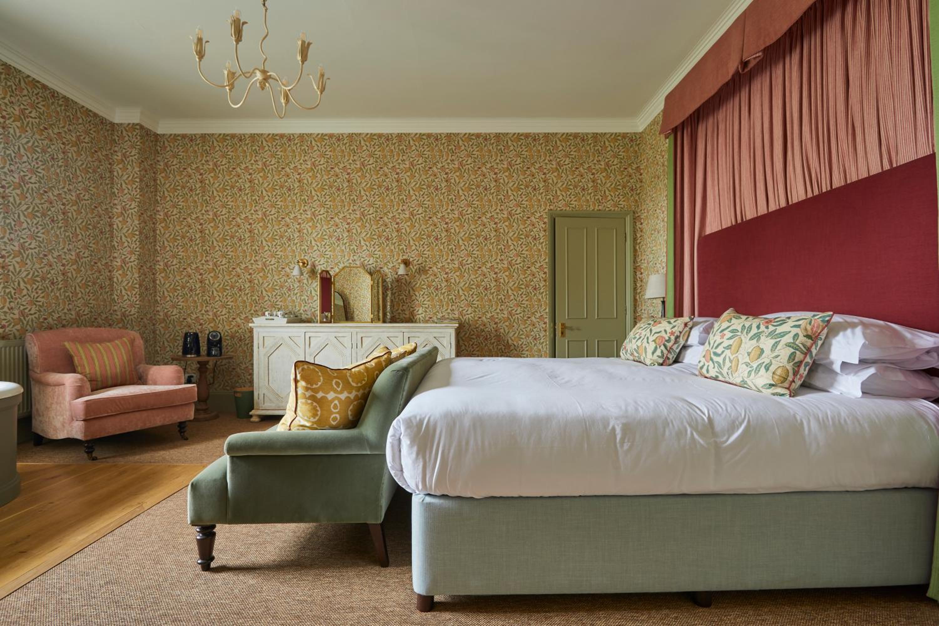 Newbury Vacations - The Retreat, Elcot Park - Property Image 42