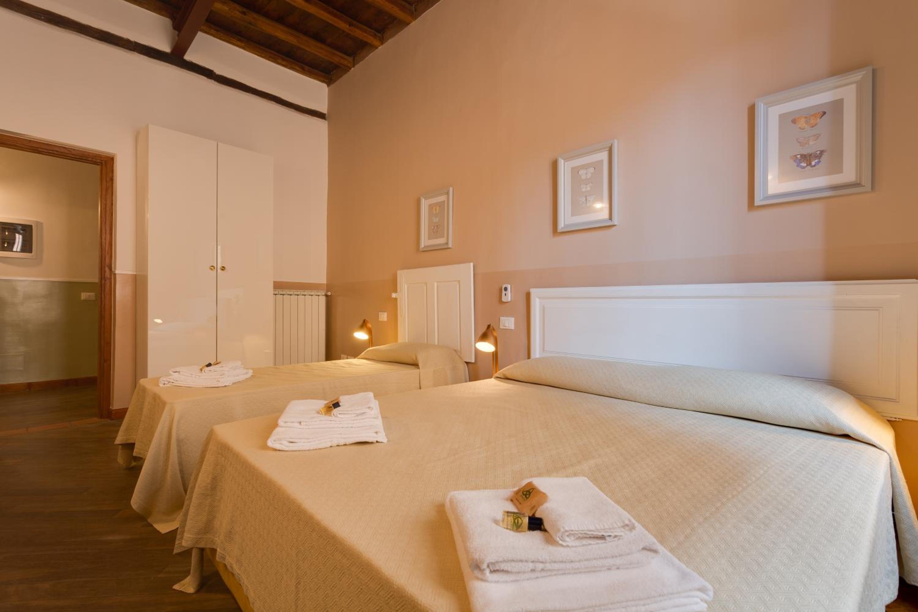 ROMAC Baullari Holiday Apartment in Campo de Fiori